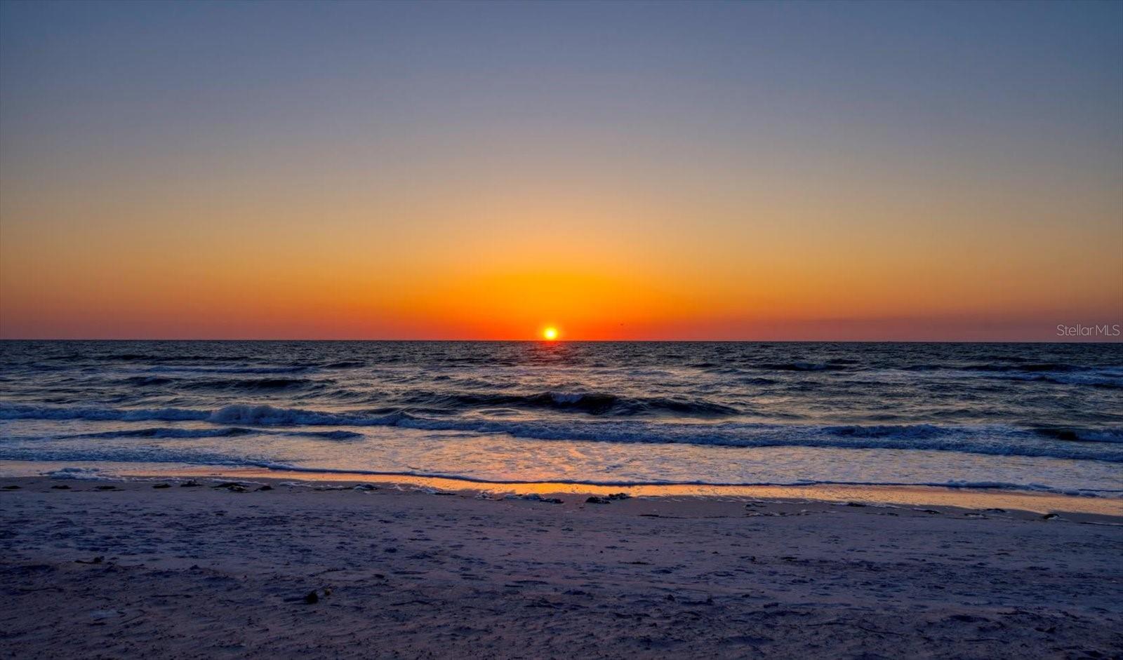NOTHING like the evening sunsets...