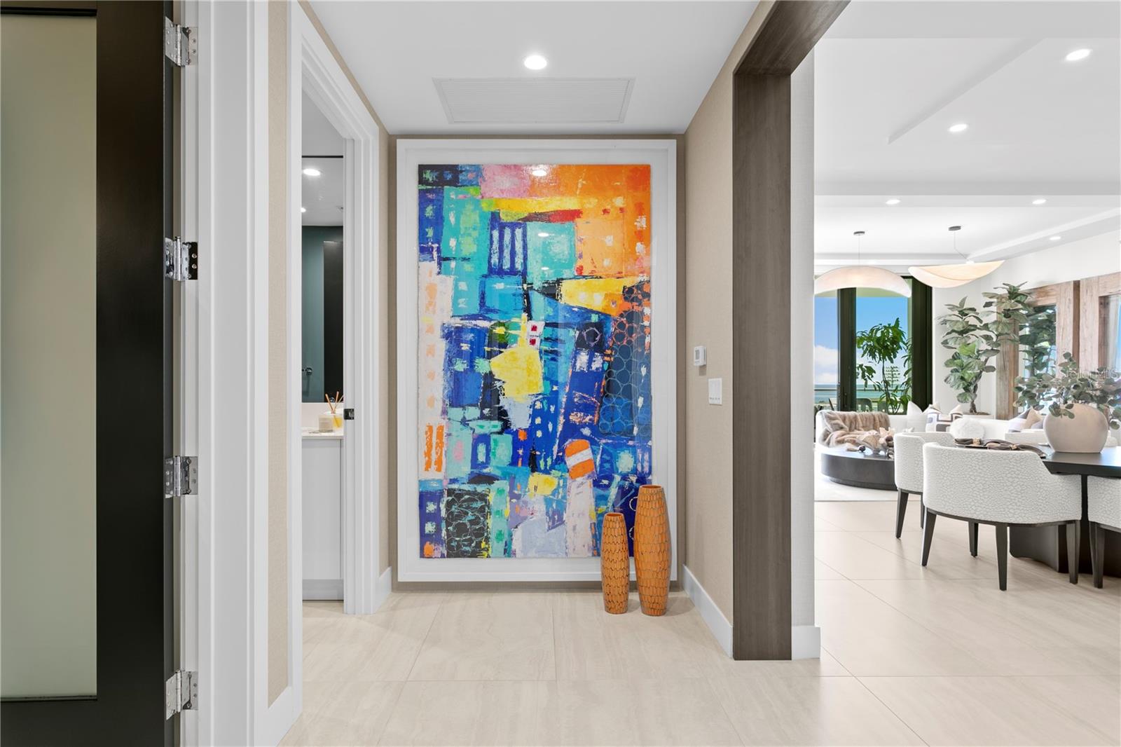 A perfect foyer gallery.