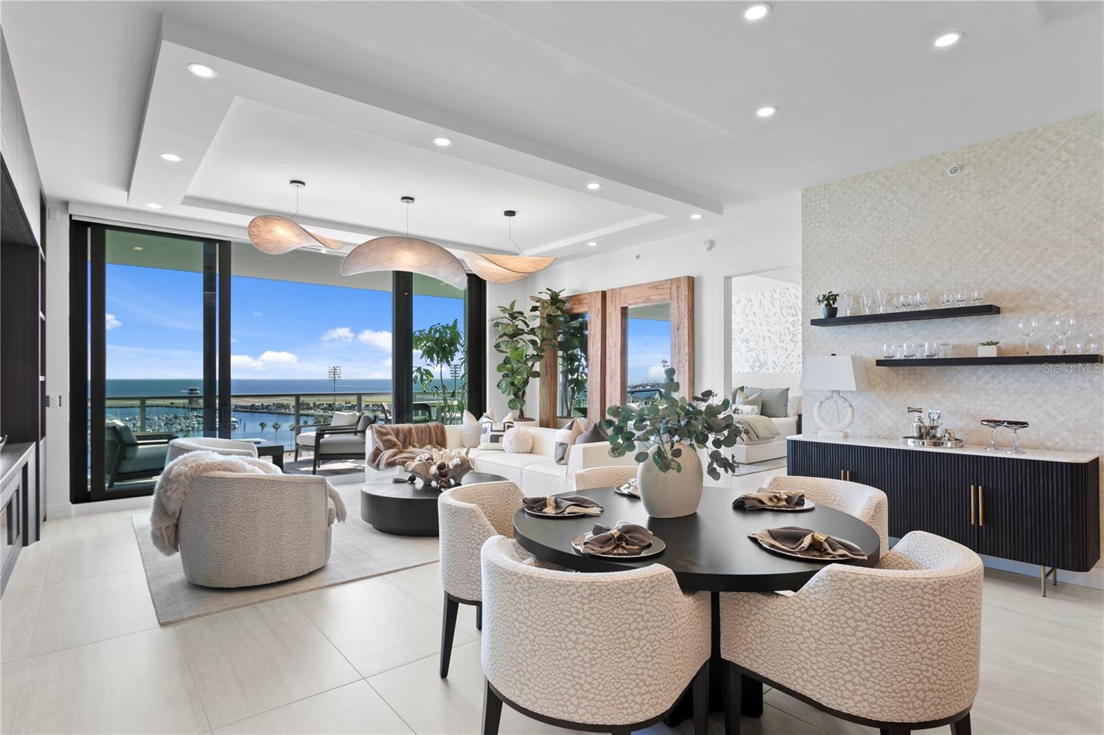 The greatest of great rooms.