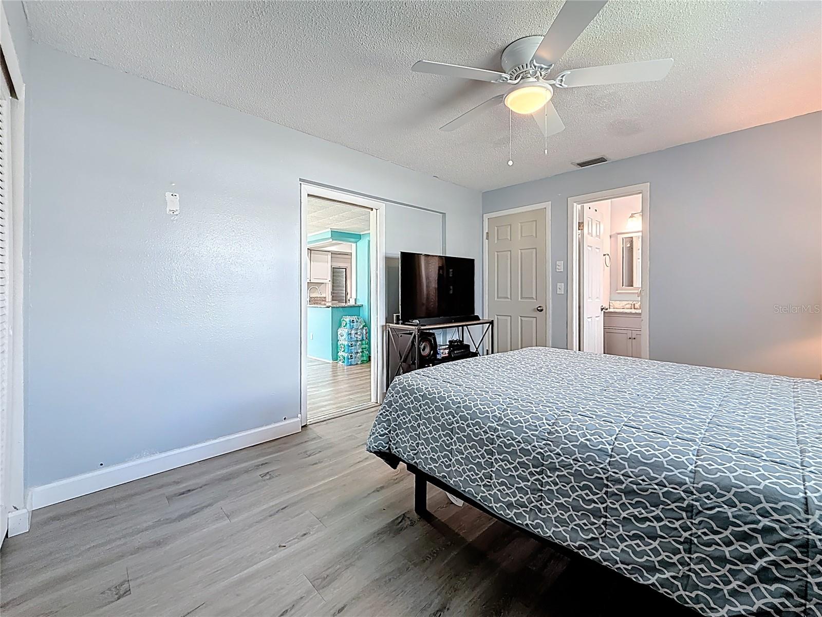 Primary En-Suite Bedroom
