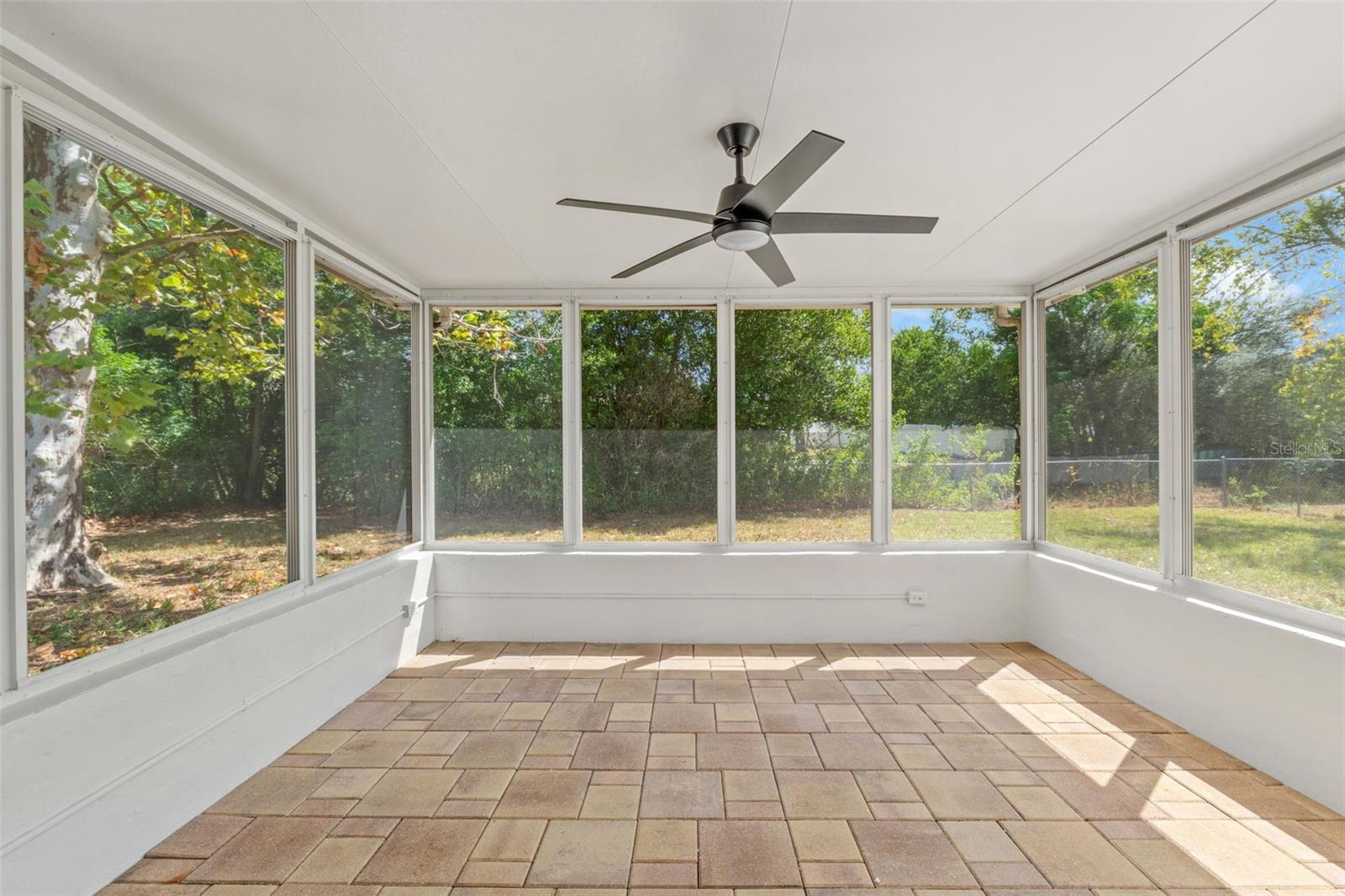 screened lanai