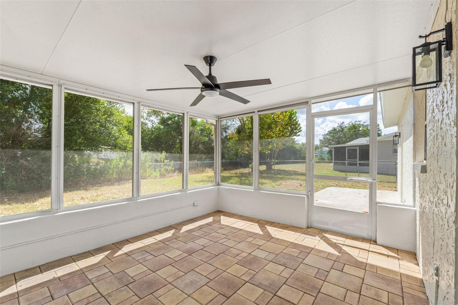 screened lanai