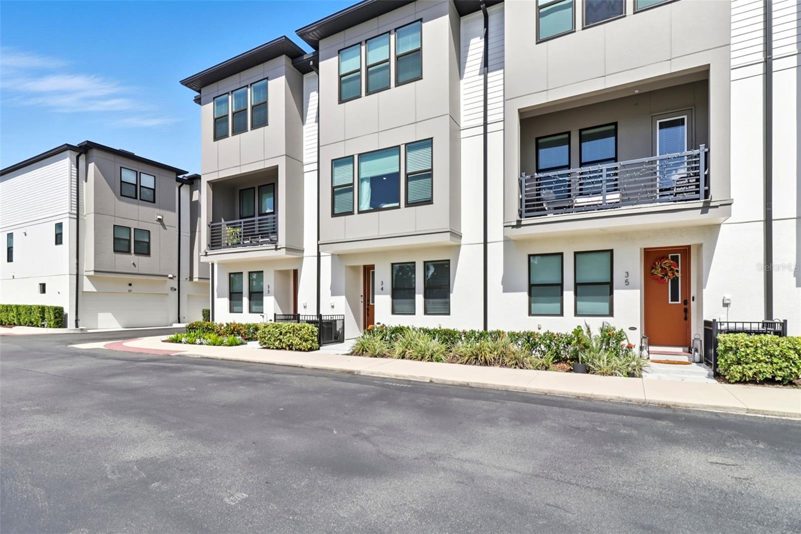 Welcome home to 2511 N Grady Ave. #34