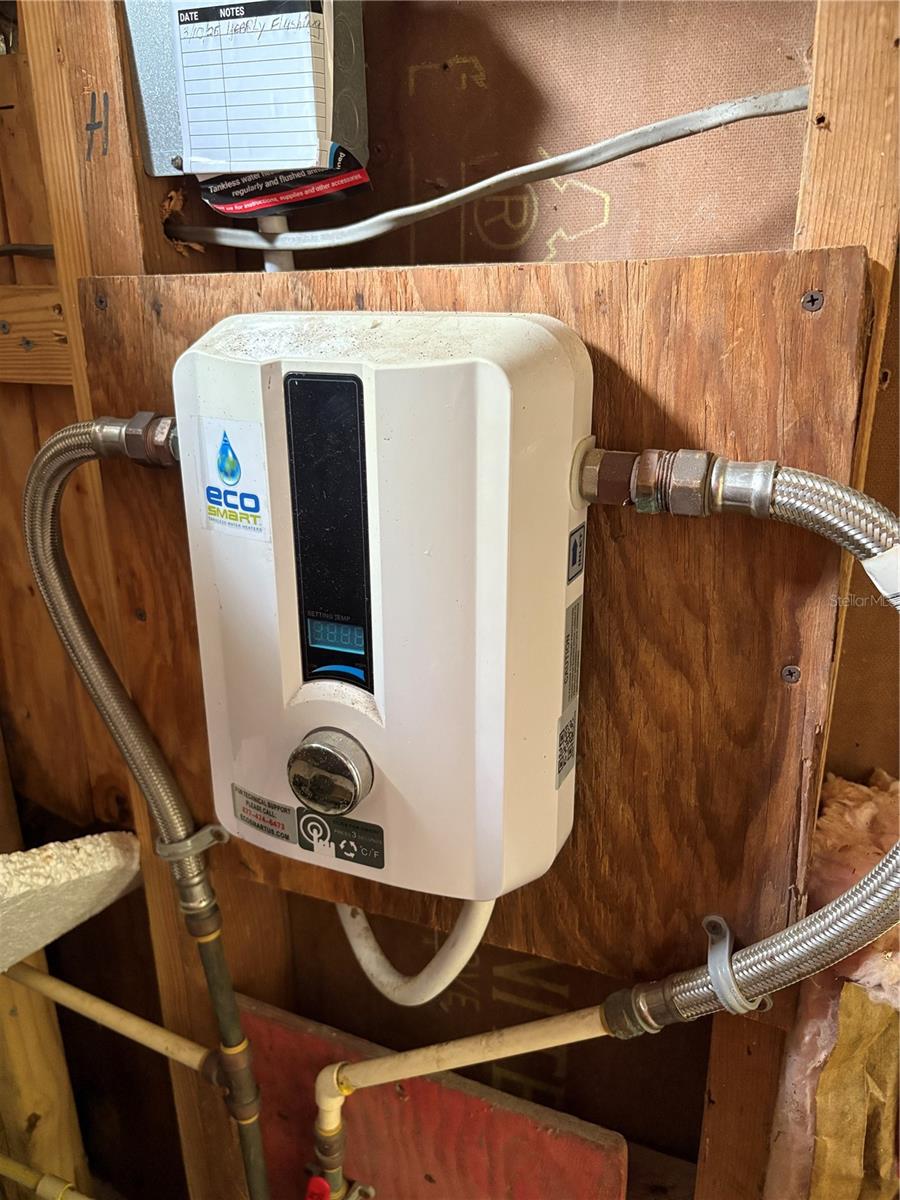TANKLESS WATER HEATER