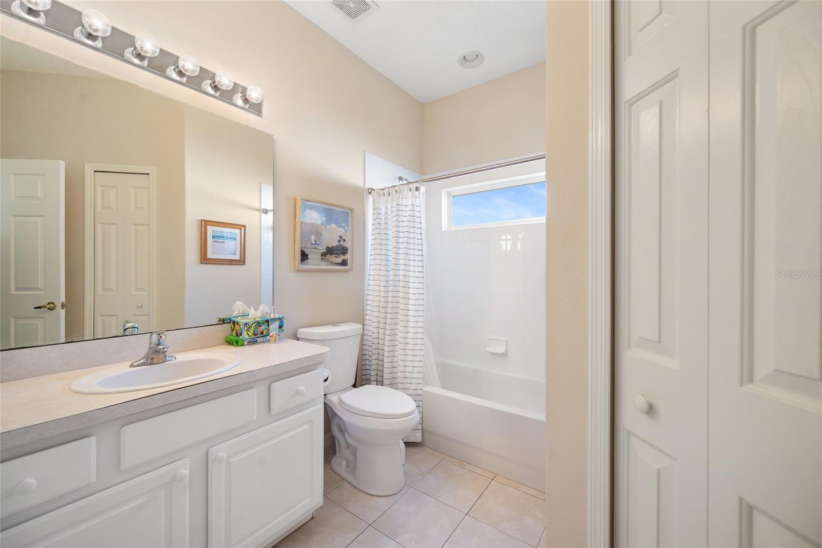 2nd Bathroom