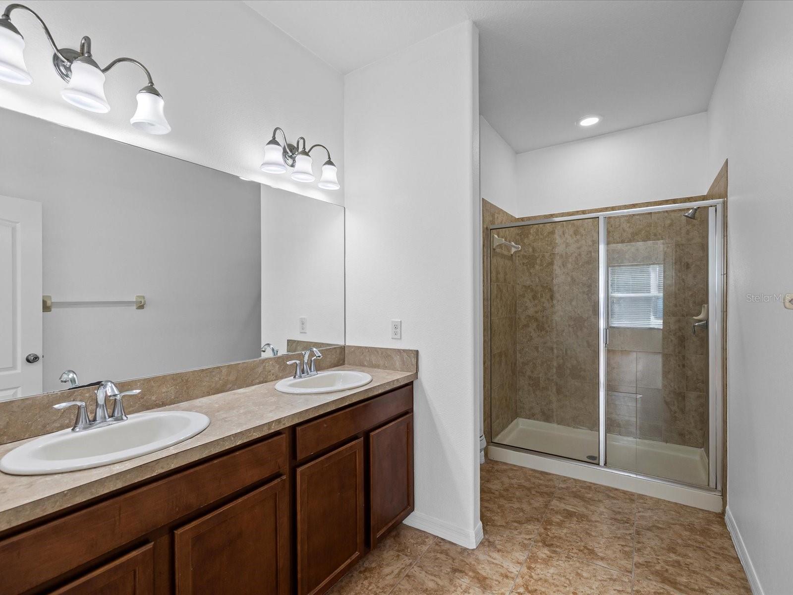 primary ensuite