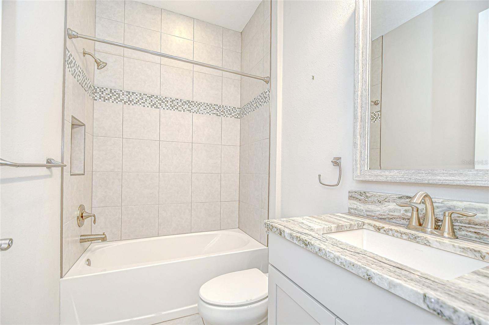Bathroom2