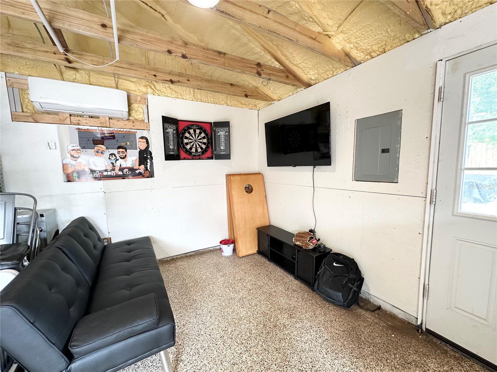 Garage/Game Room