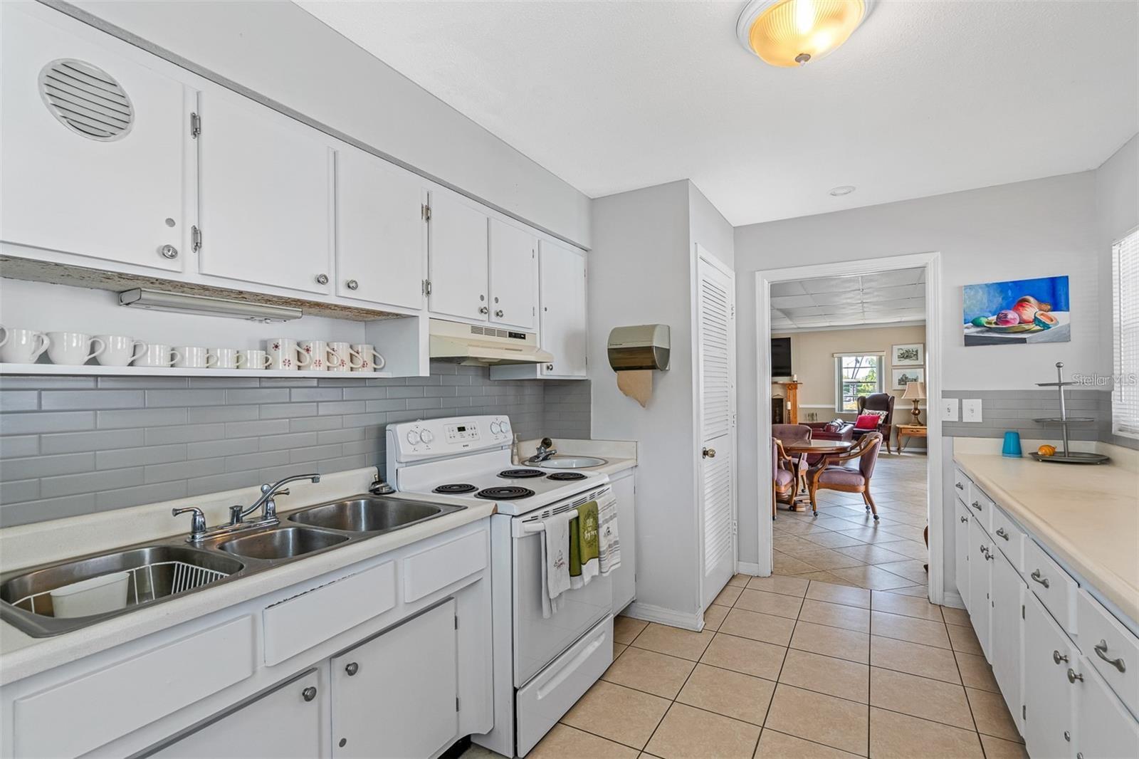 Clubhouse Kitchen