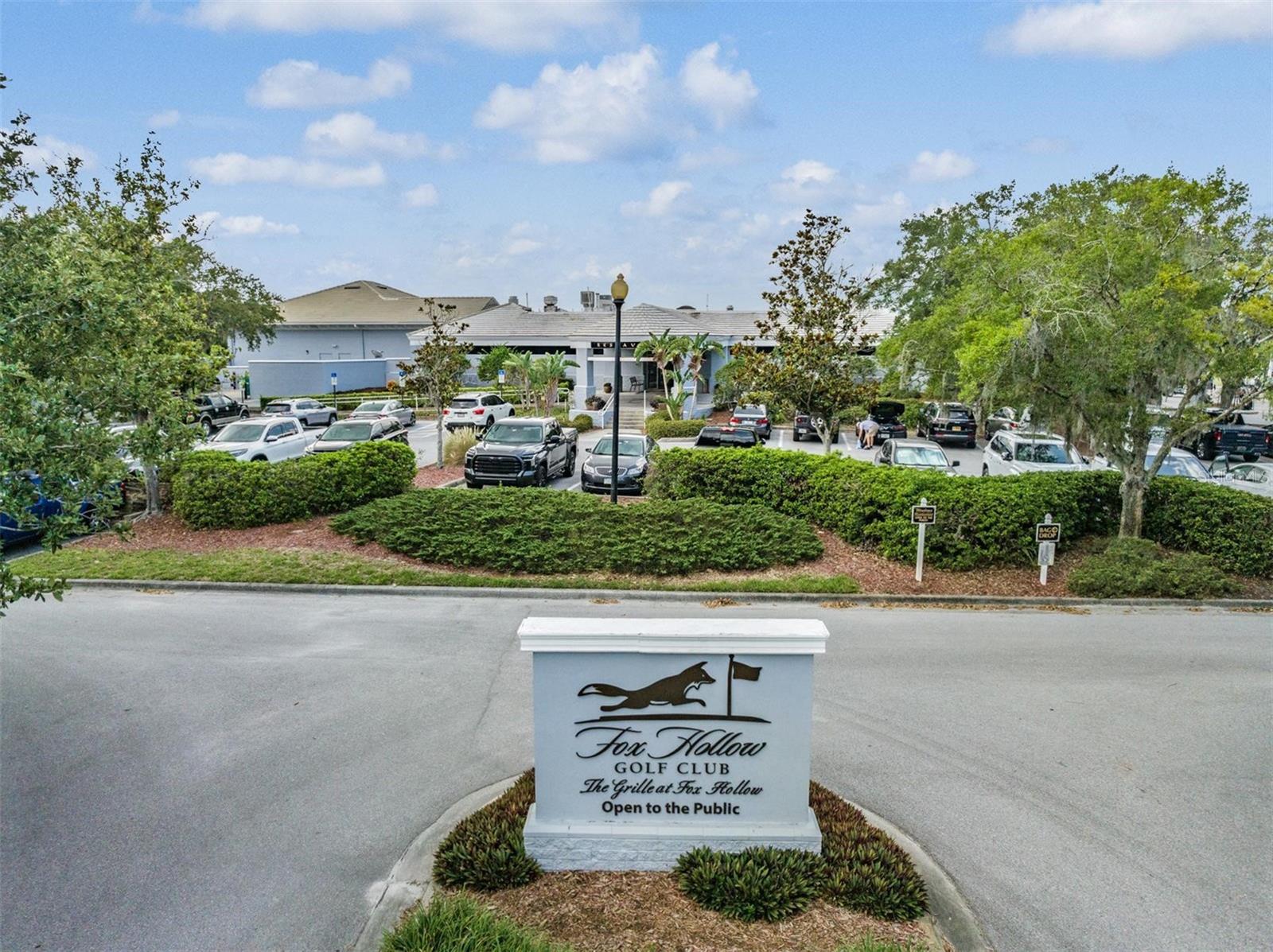 Fox Hollow Golf Course and Restaurant  - easy access