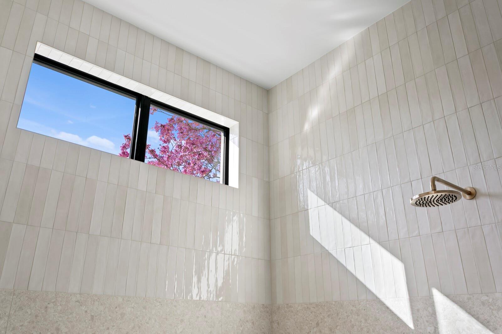 Downstairs Junior VIP Suite Bathroom