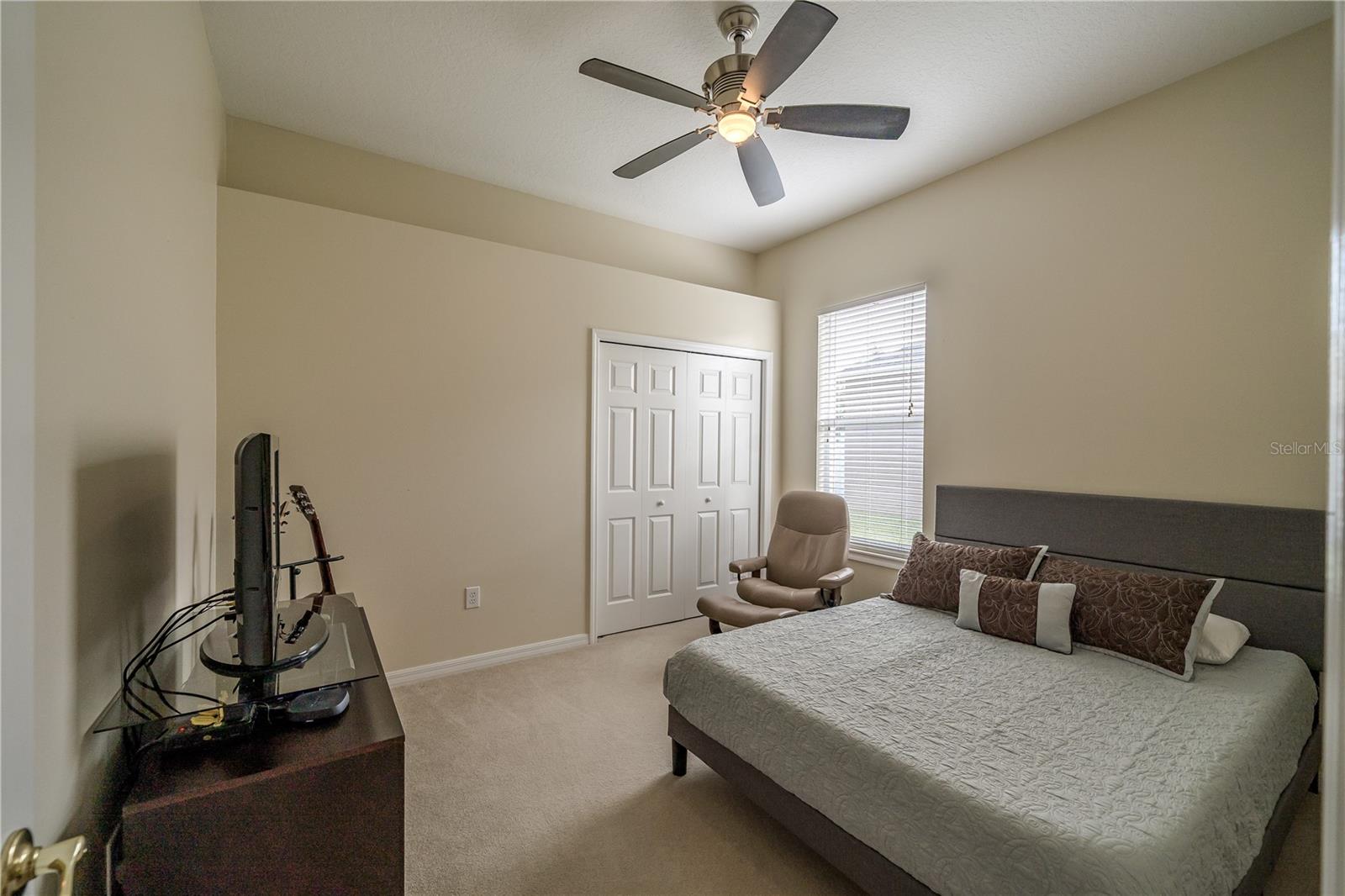 2nd Bedroom w/Neurtal Carpet & Ceiling Fan