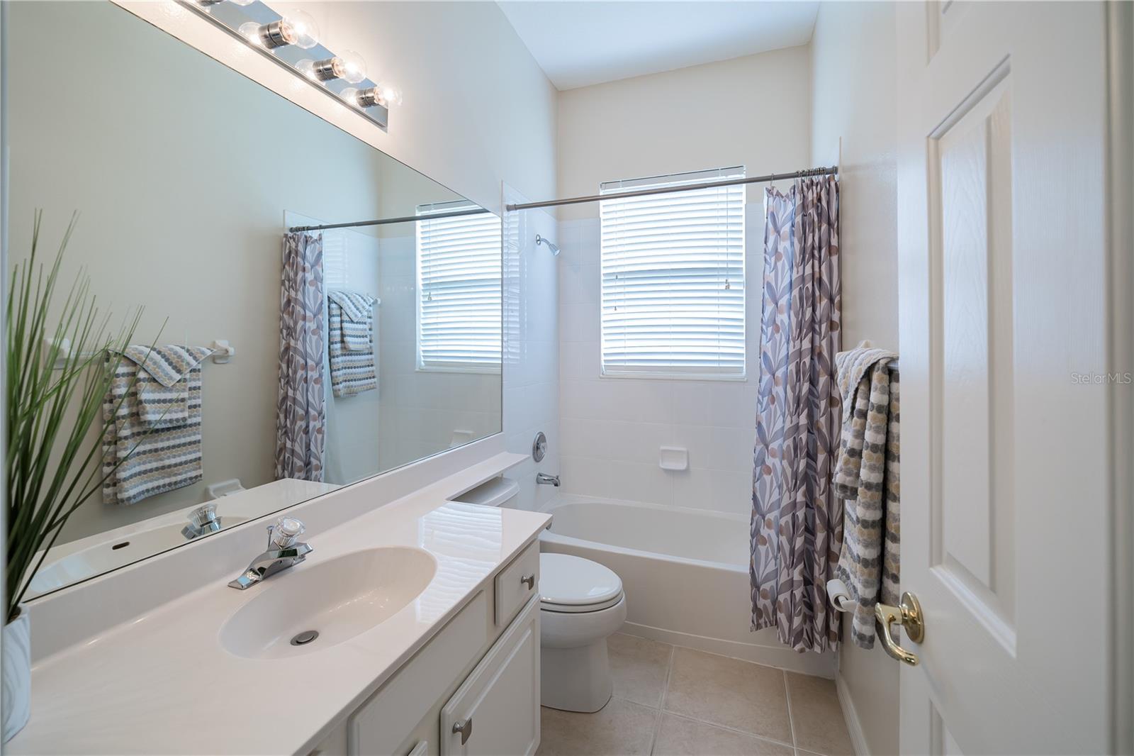 2nd Bathroom
