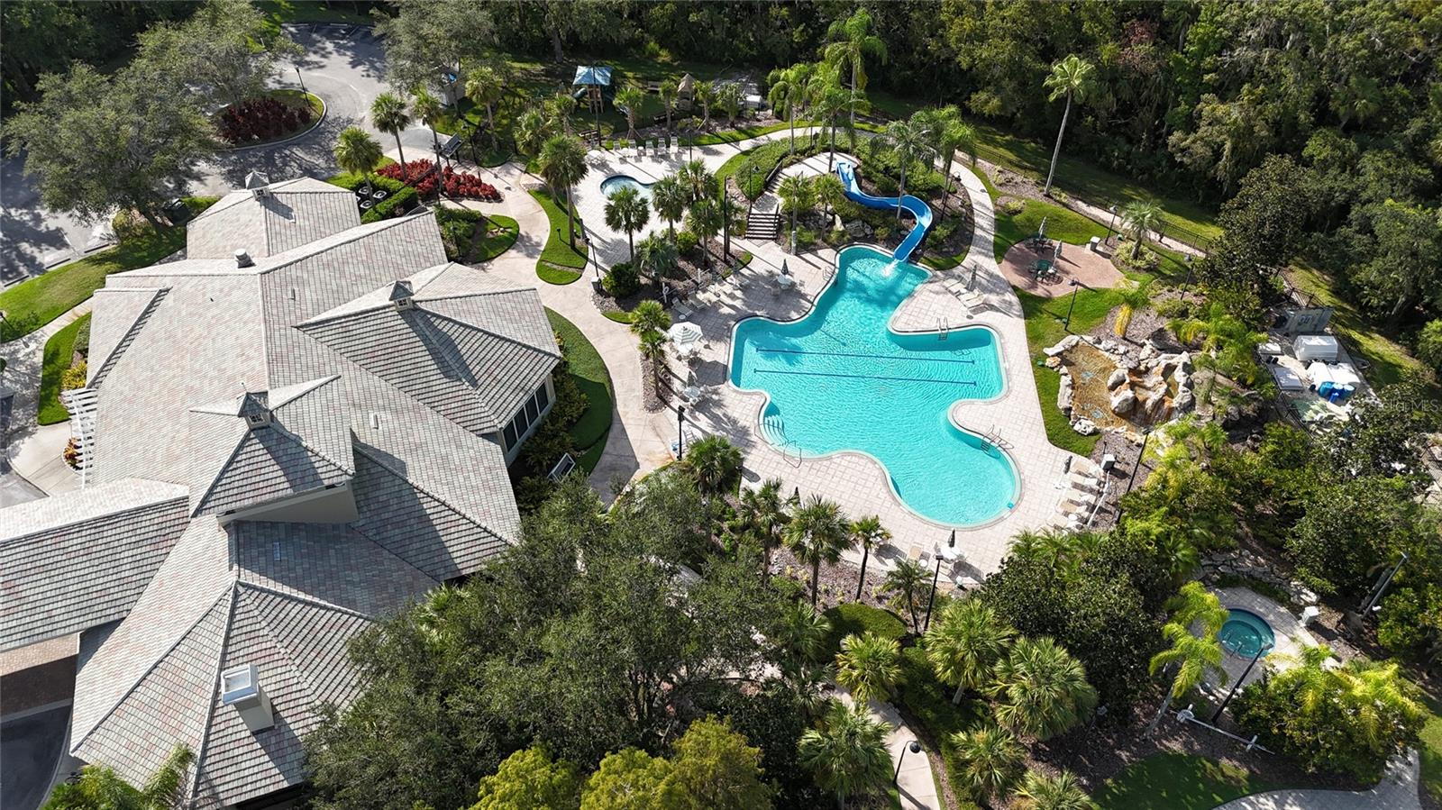 Amenities of Club Tampa Palms