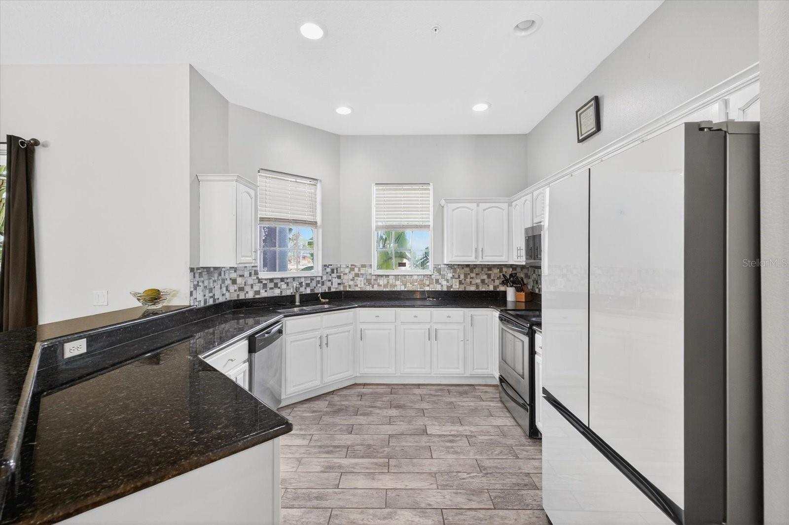 ALL APPLIANCES INCLUDED