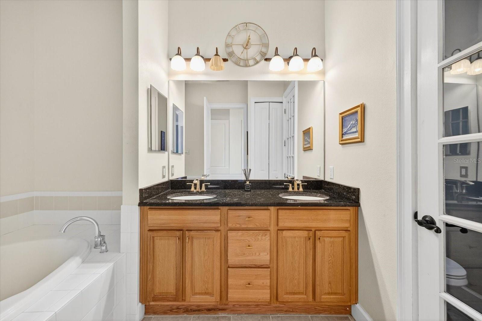 PRIMARY EN-SUITE