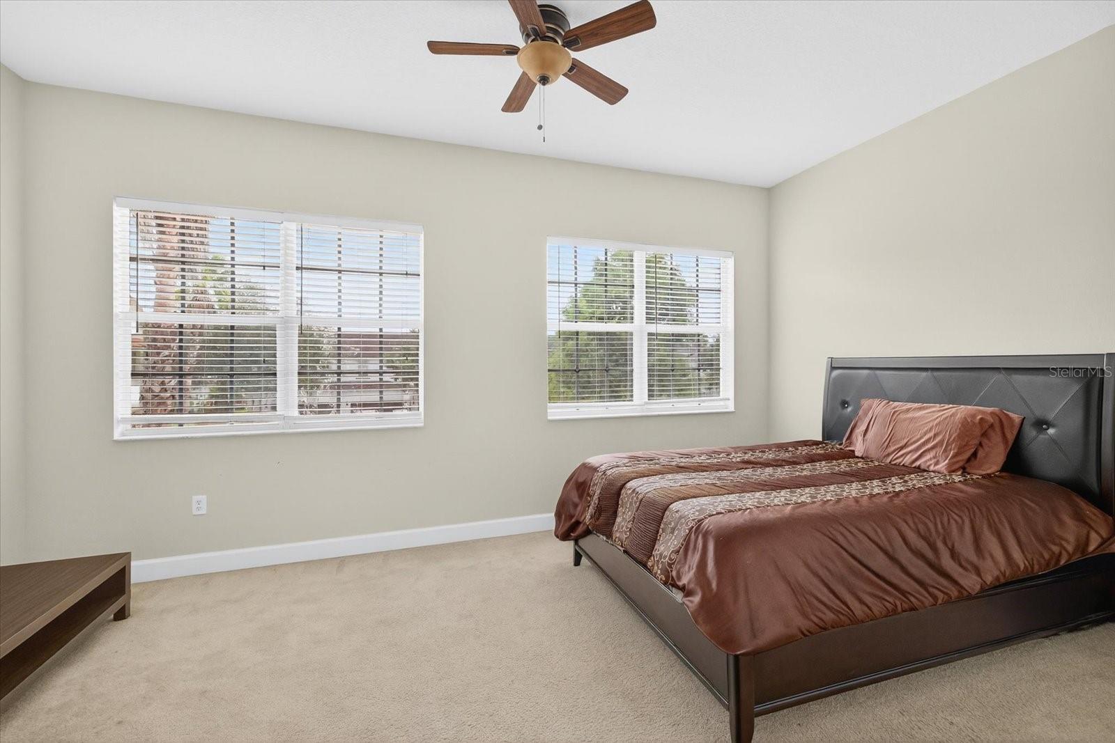SPACIOUS GUEST BEDROOM