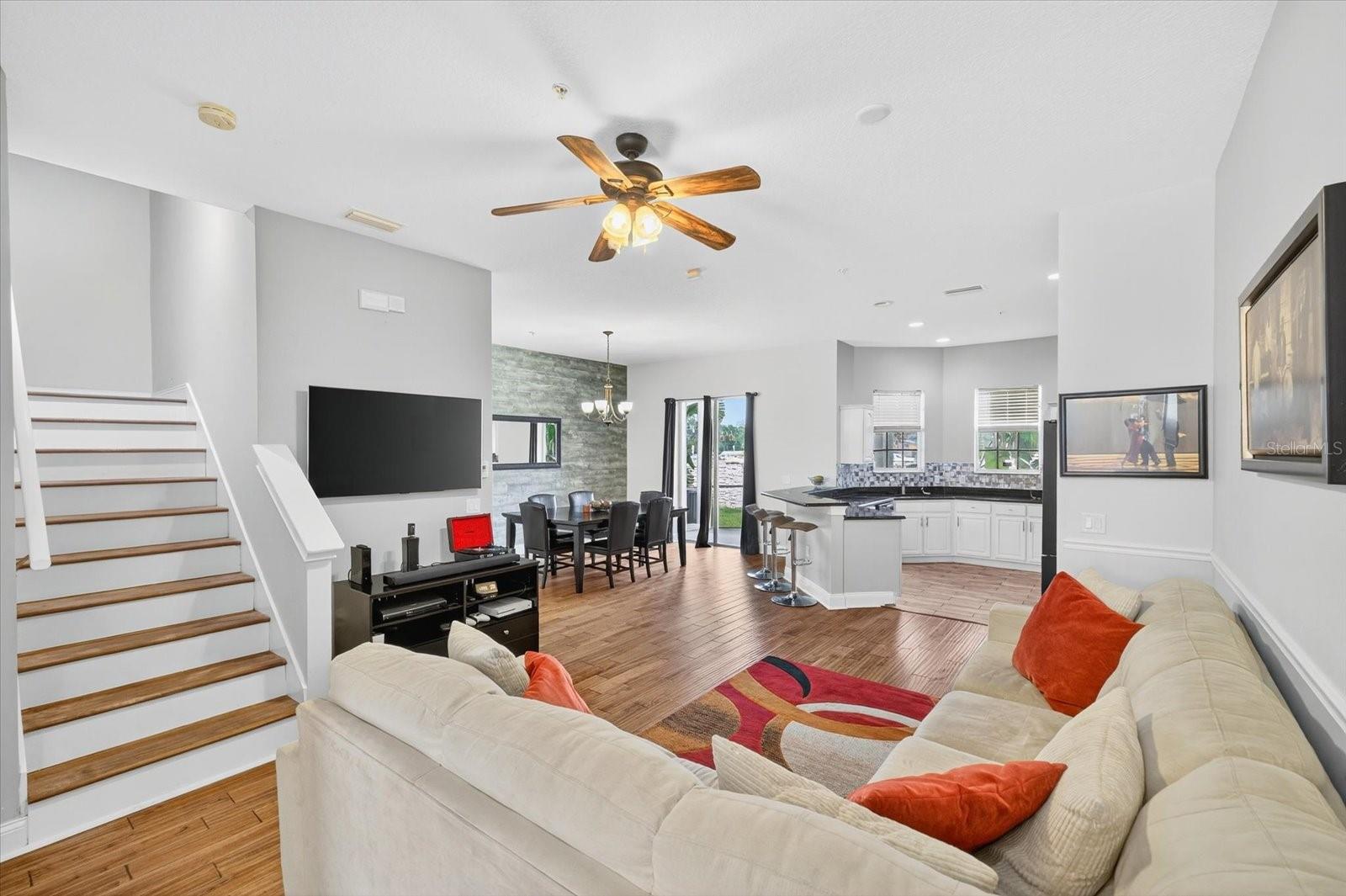 OPEN CONCEPT LIVING SPACE