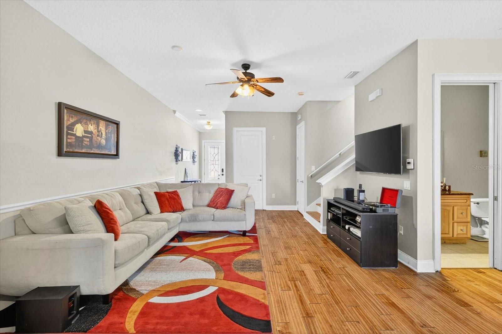 ENGEINEERED HARDWOOD FLOORING THROUGHOUT