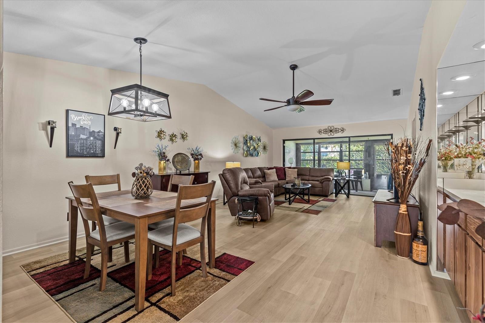 Kitchen family room