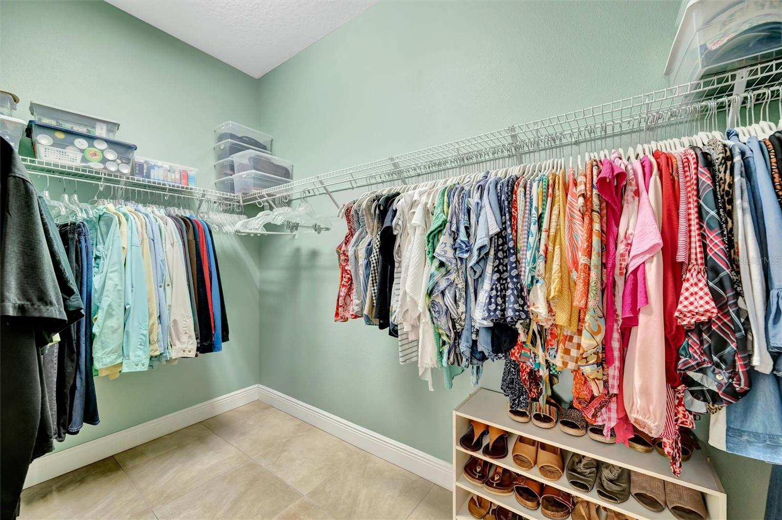Walk-in closet