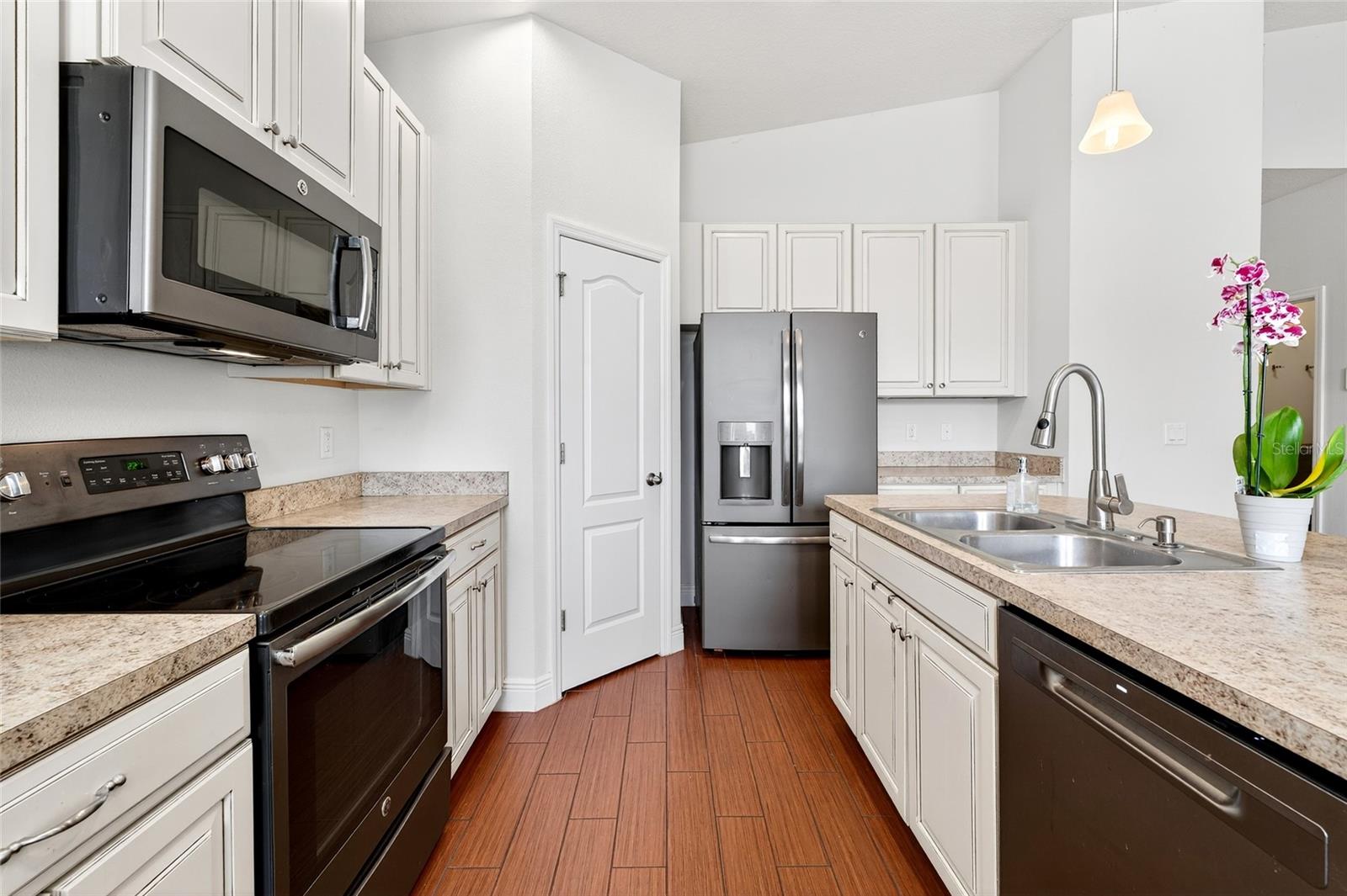 Spacious walk-in pantry
