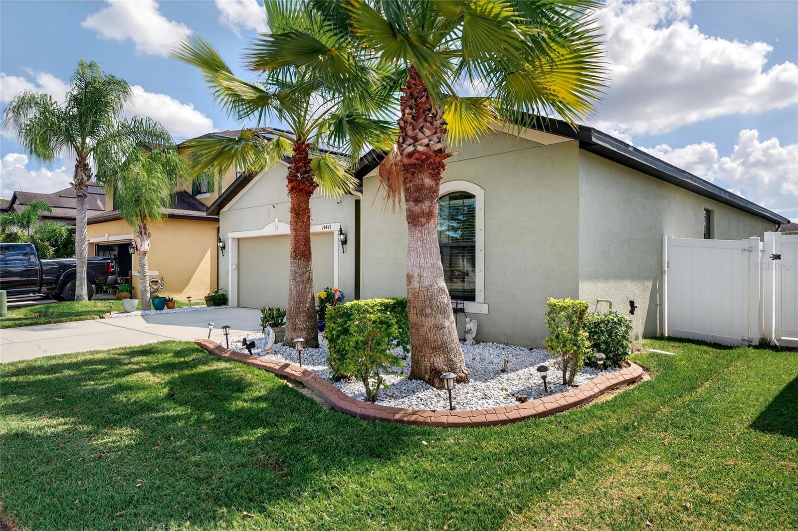 Well maintained beautiful landscaping and lawn