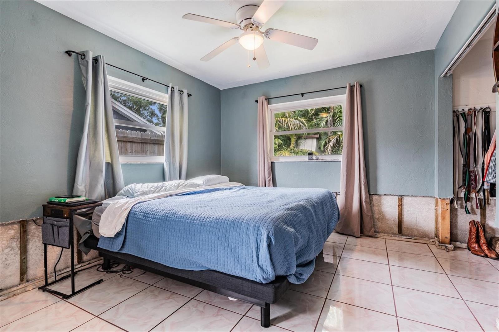 Bedroom can be separated as per original plan