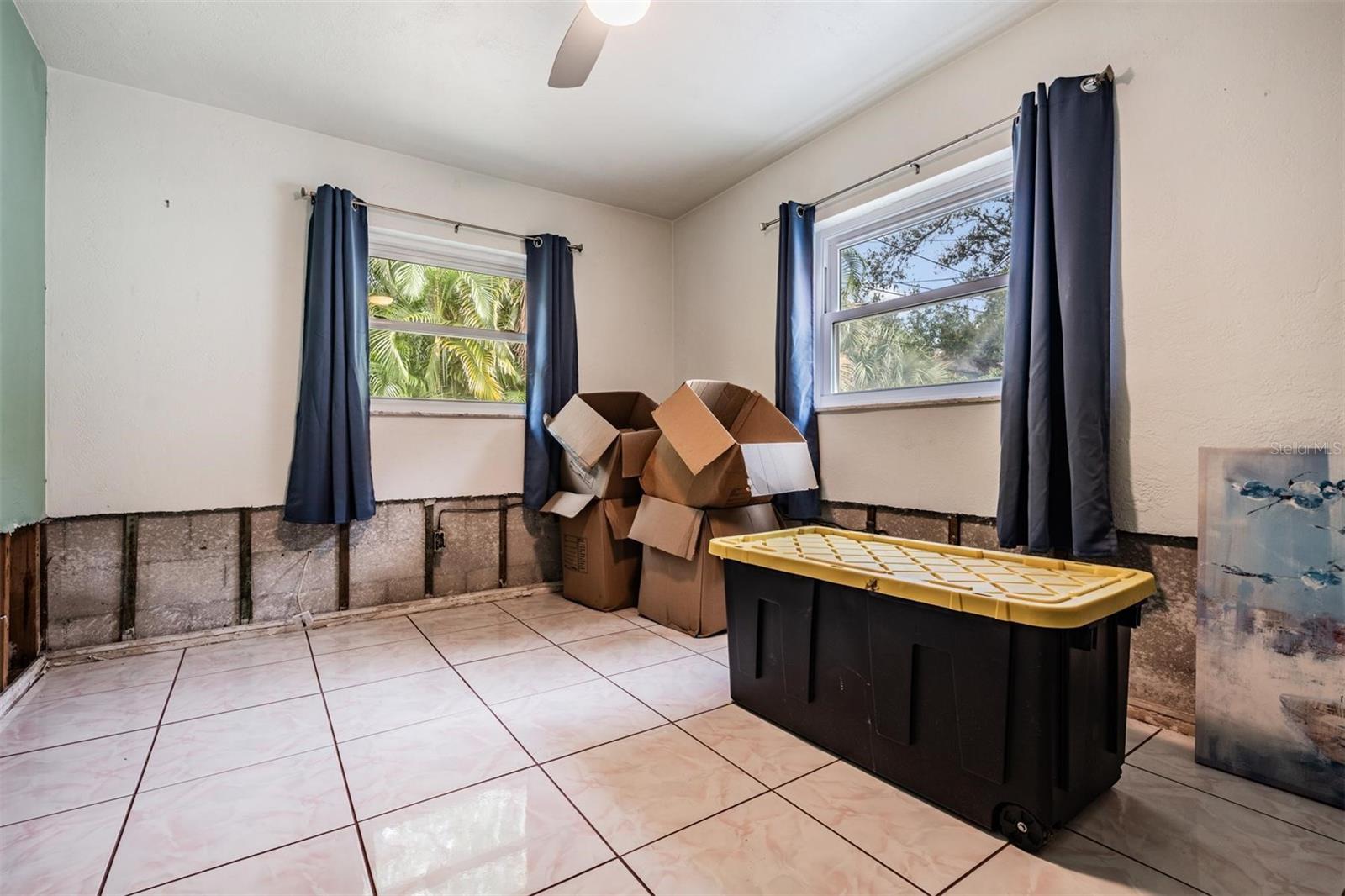 Back bedroom
