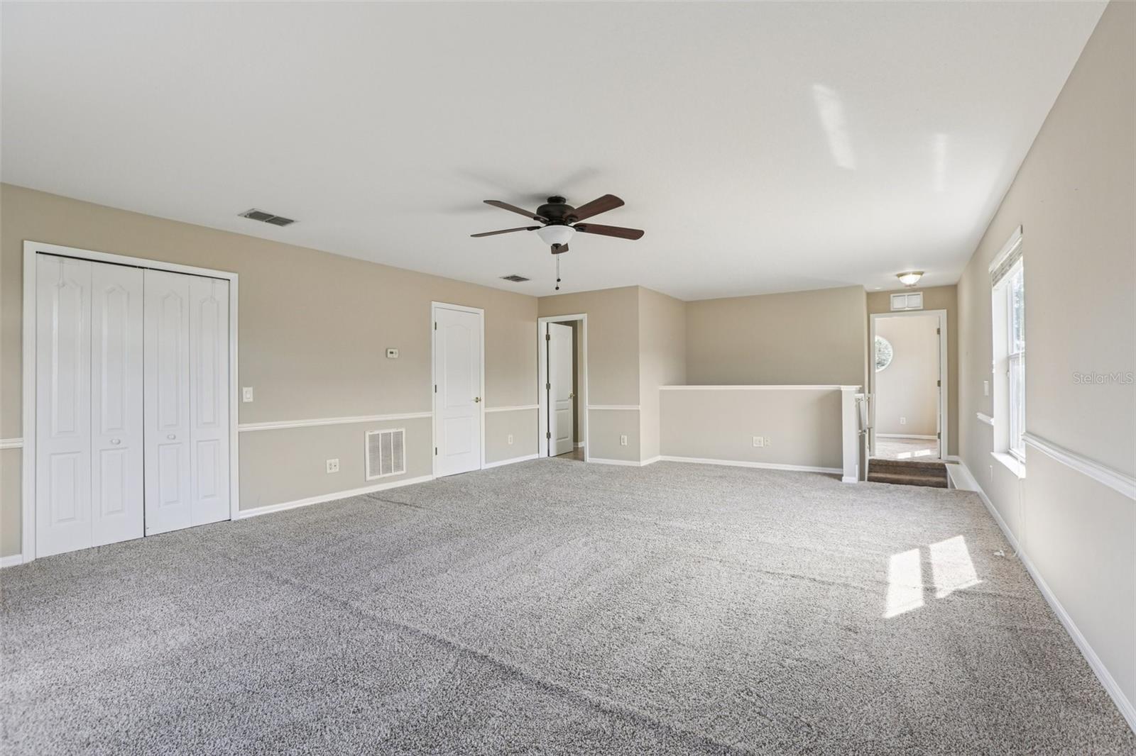 Huge loft upstairs overlooking lake view