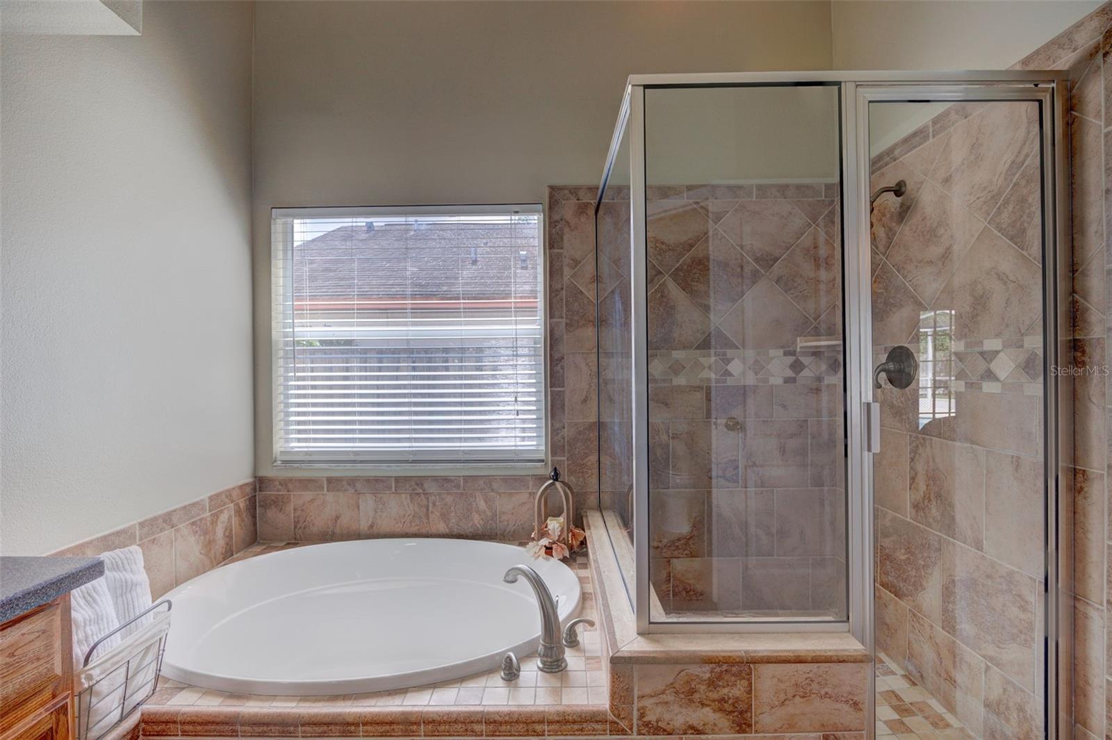 Roomy shower