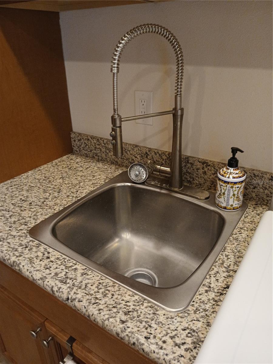 Granite counter tops in laundry