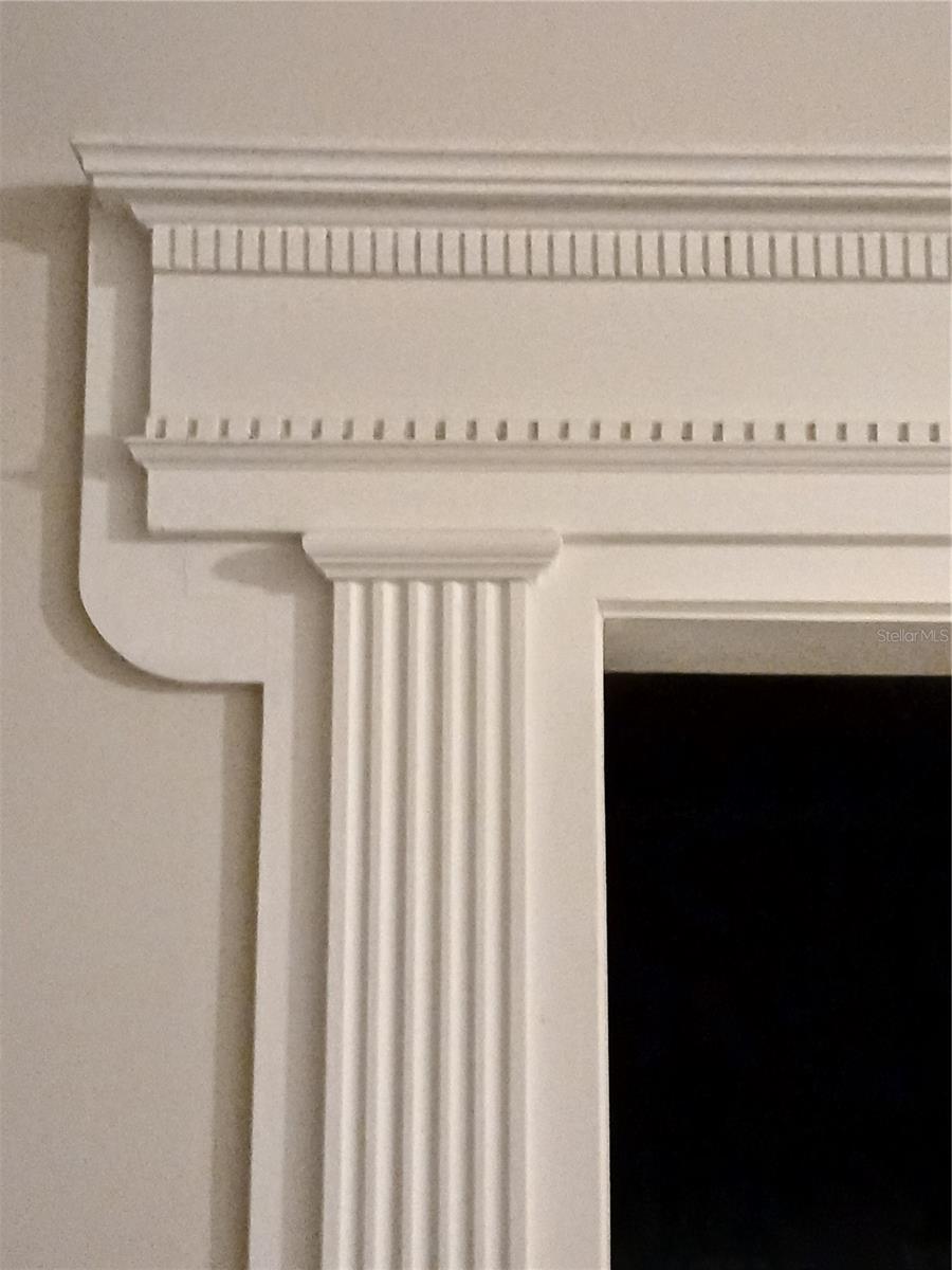 Molding detail