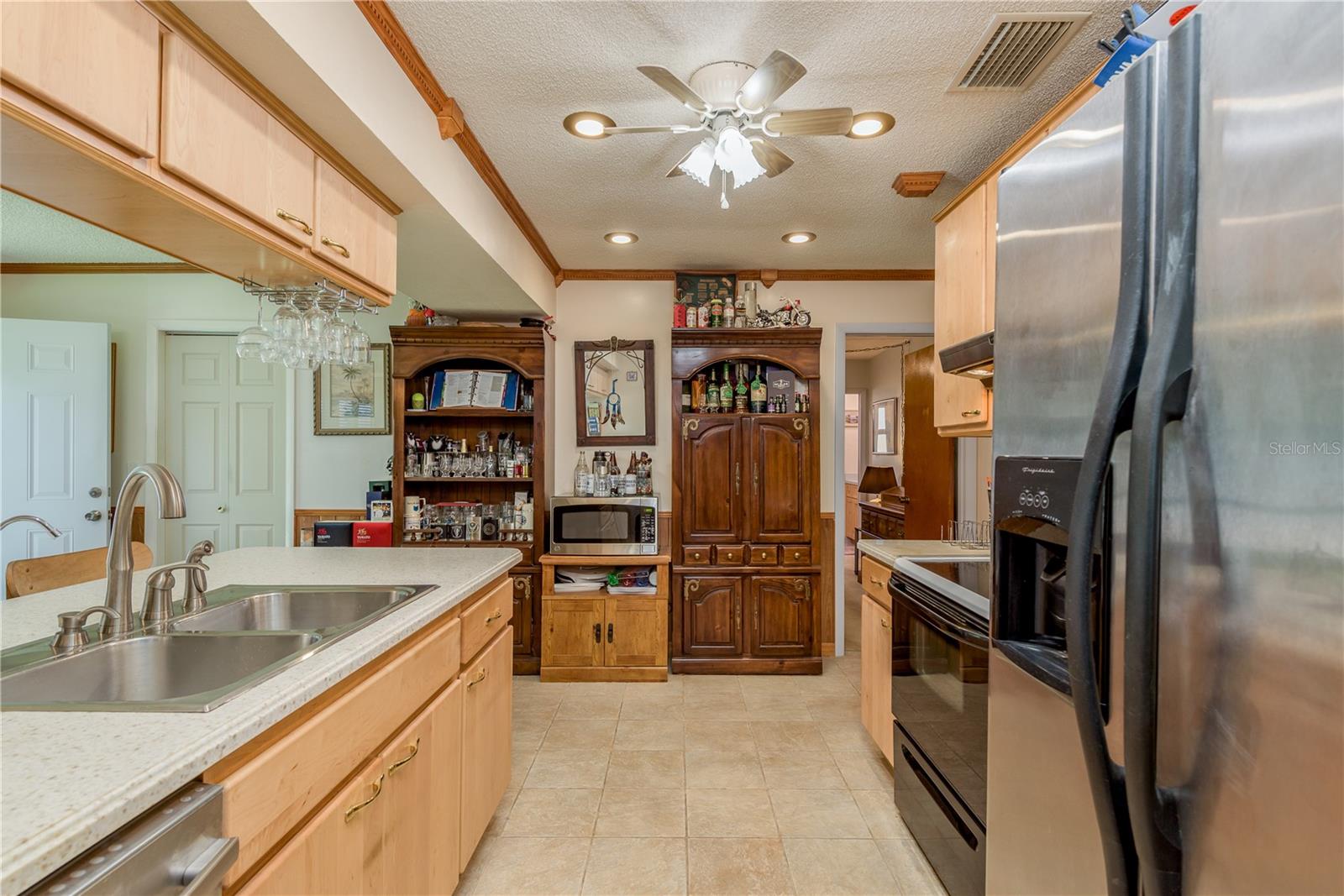 kitchen facing North side