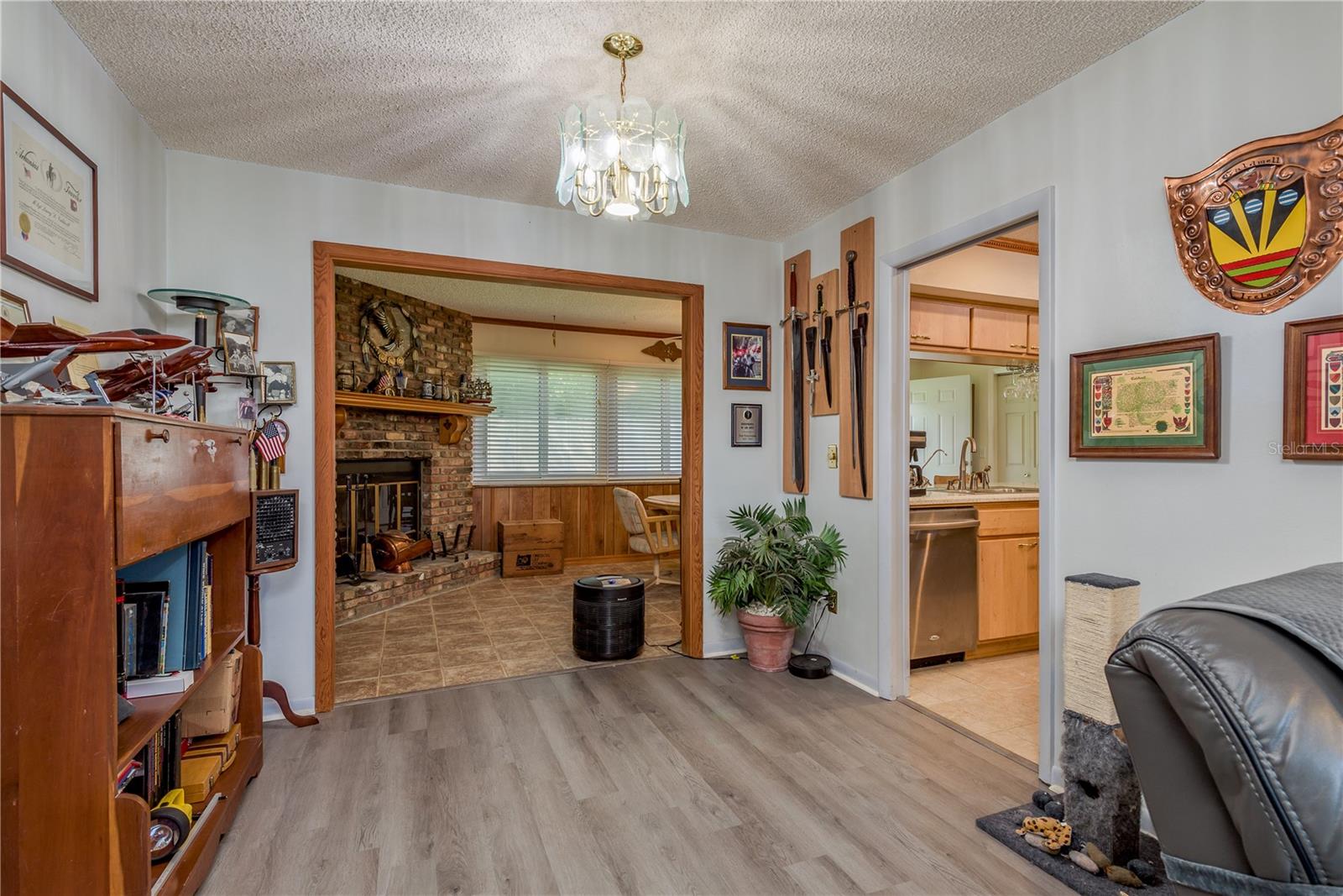 Living to Dining room and kitchen
