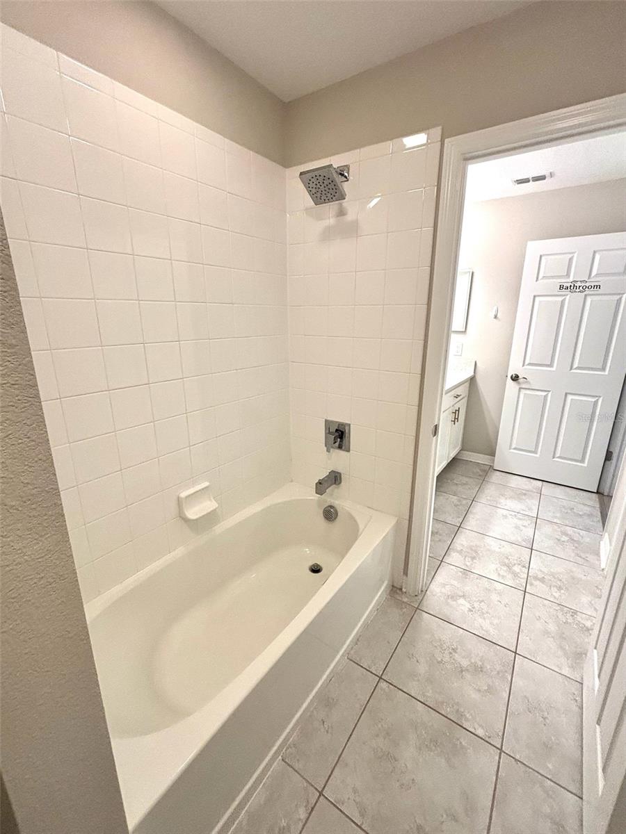 Bathroom 2 (upstairs)