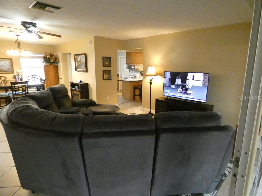 W7879581