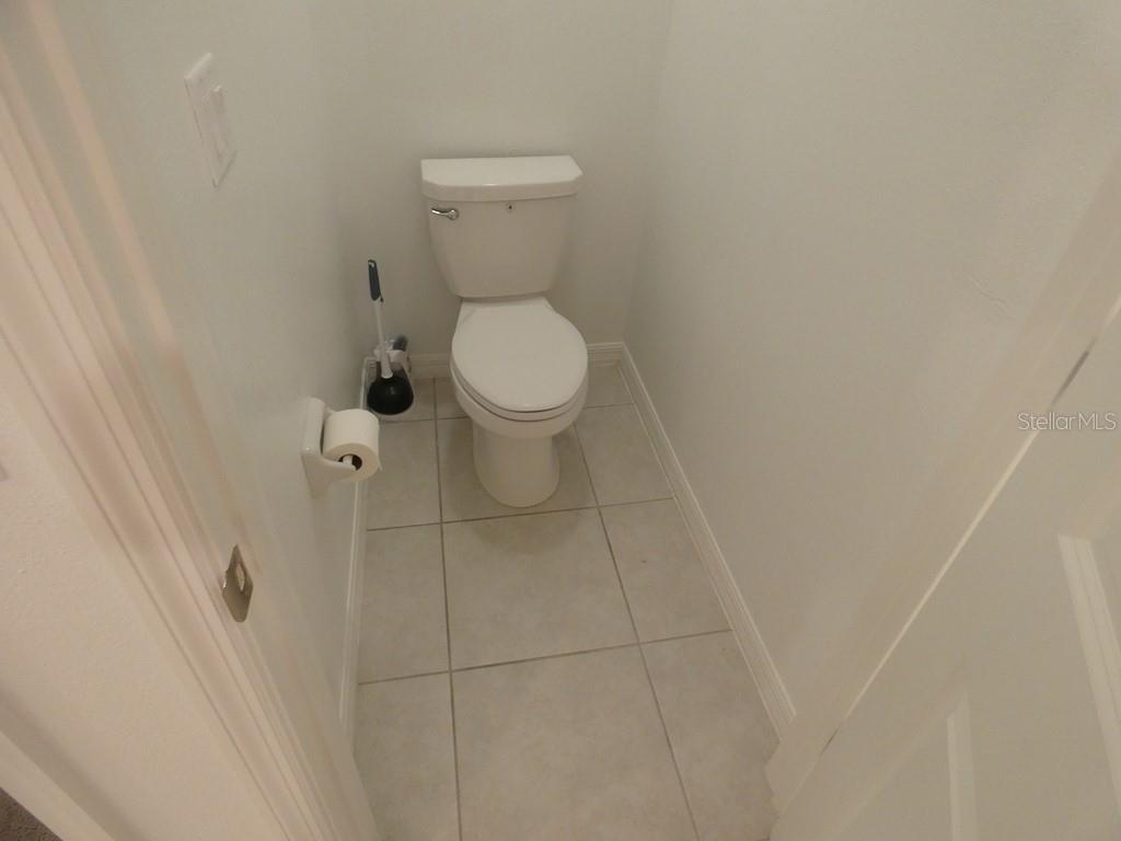 W7879582