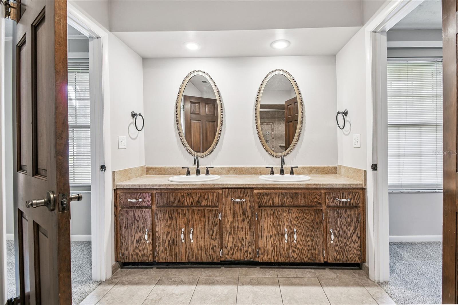 Bathroom Jack and Jill