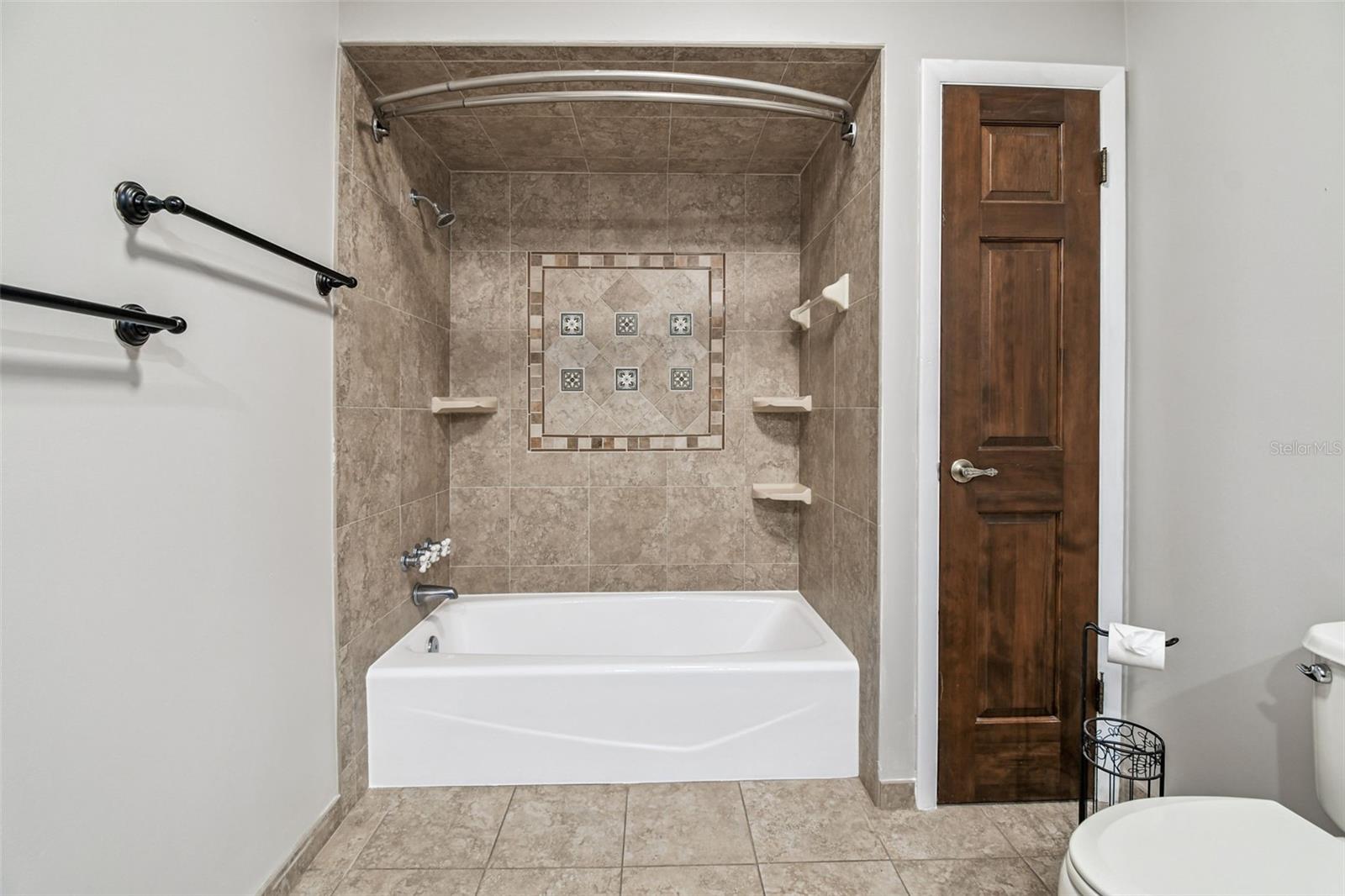 Bathroom/Jack and Jill