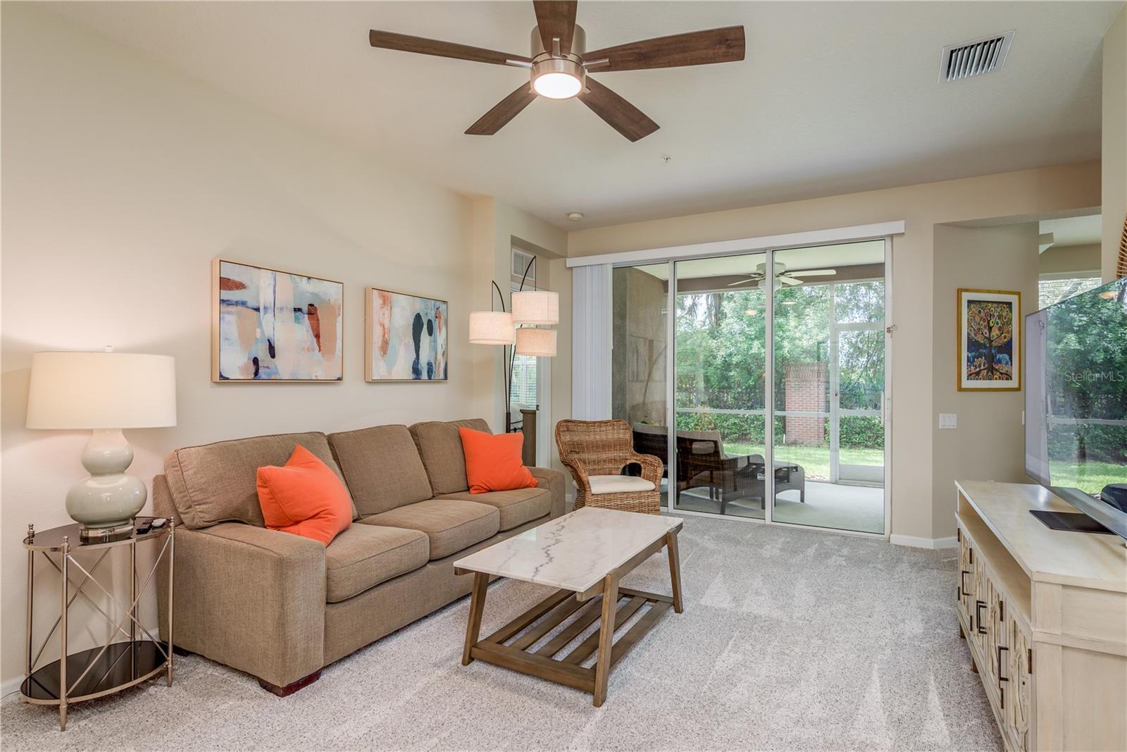 Living area with Lanai access