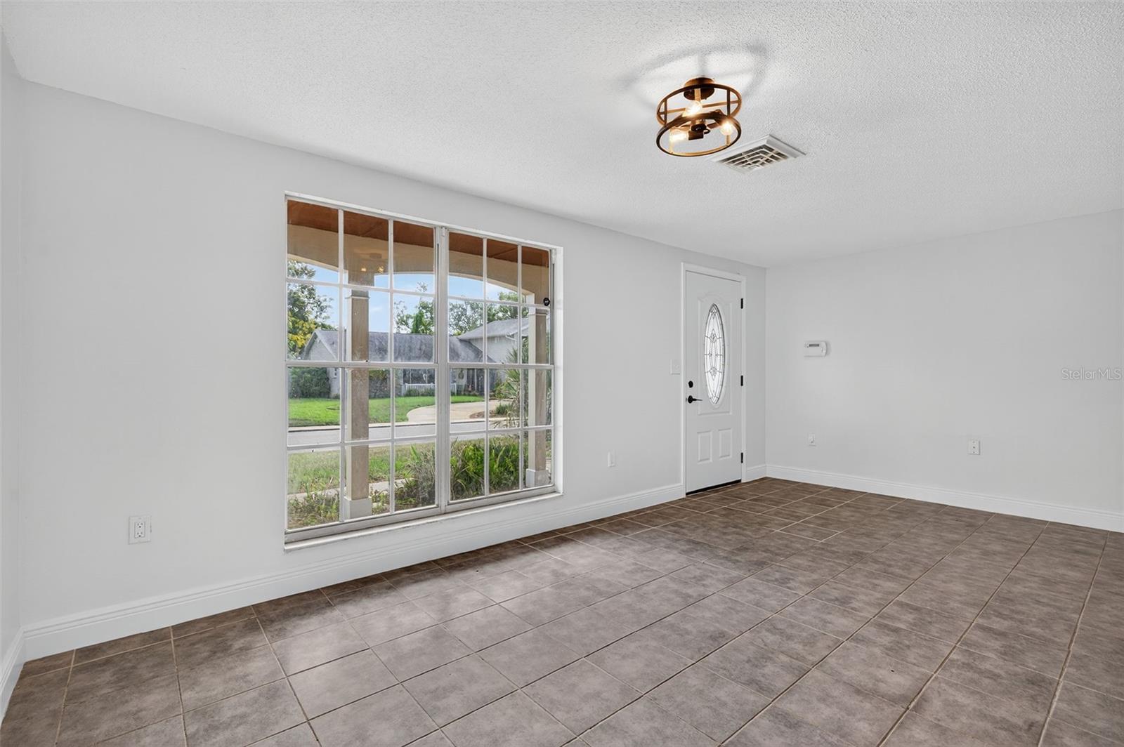 Living Room & Main Entrance