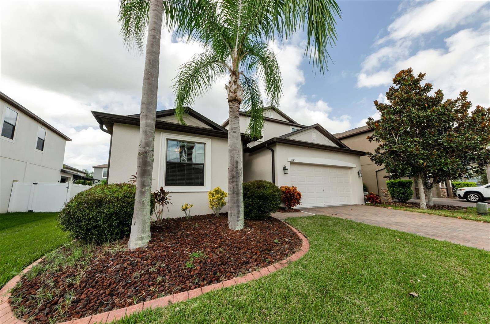 MATURE LANDSCAPING