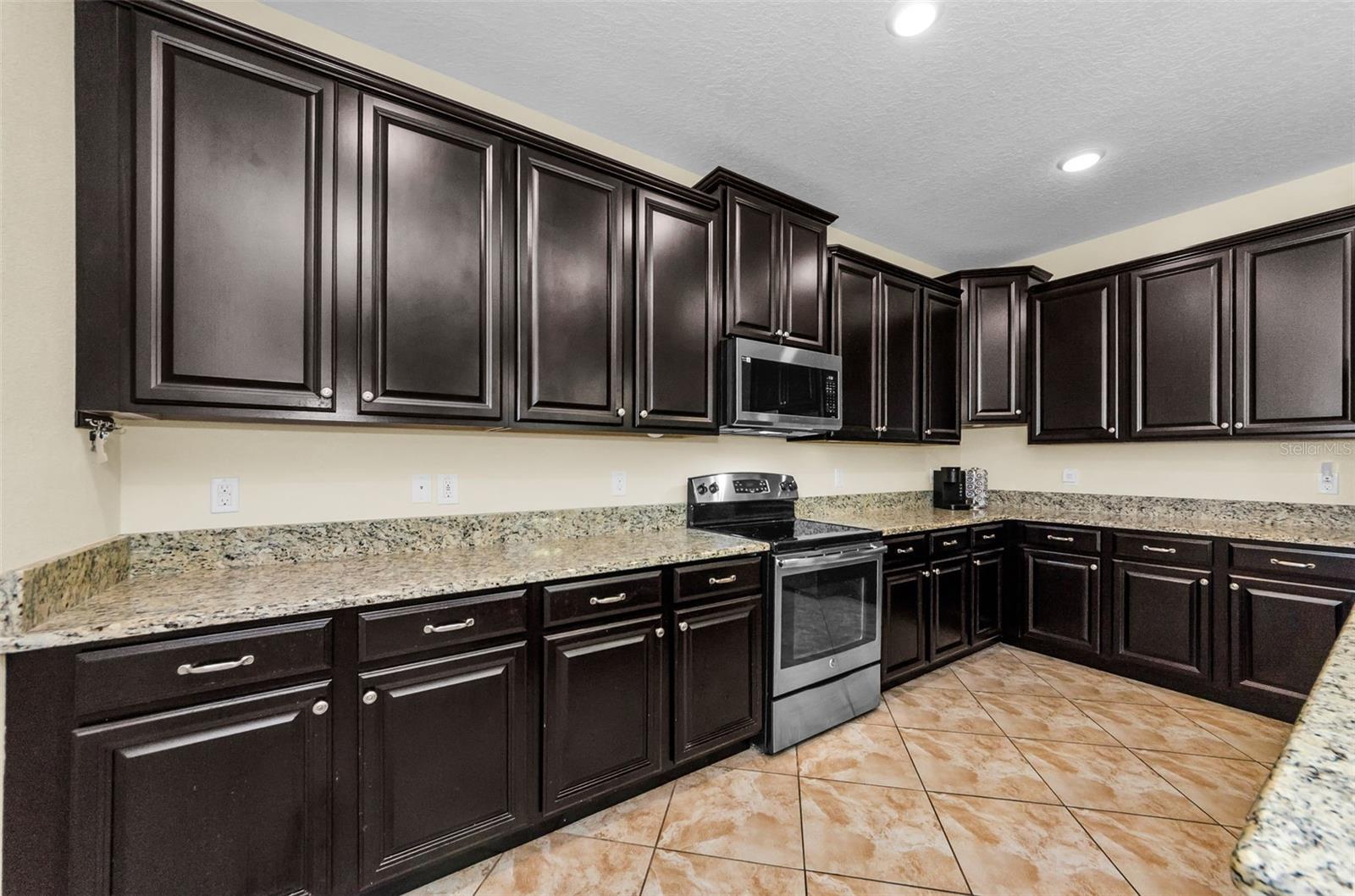 NEWER STAINLESS STEEL APPLIANCES