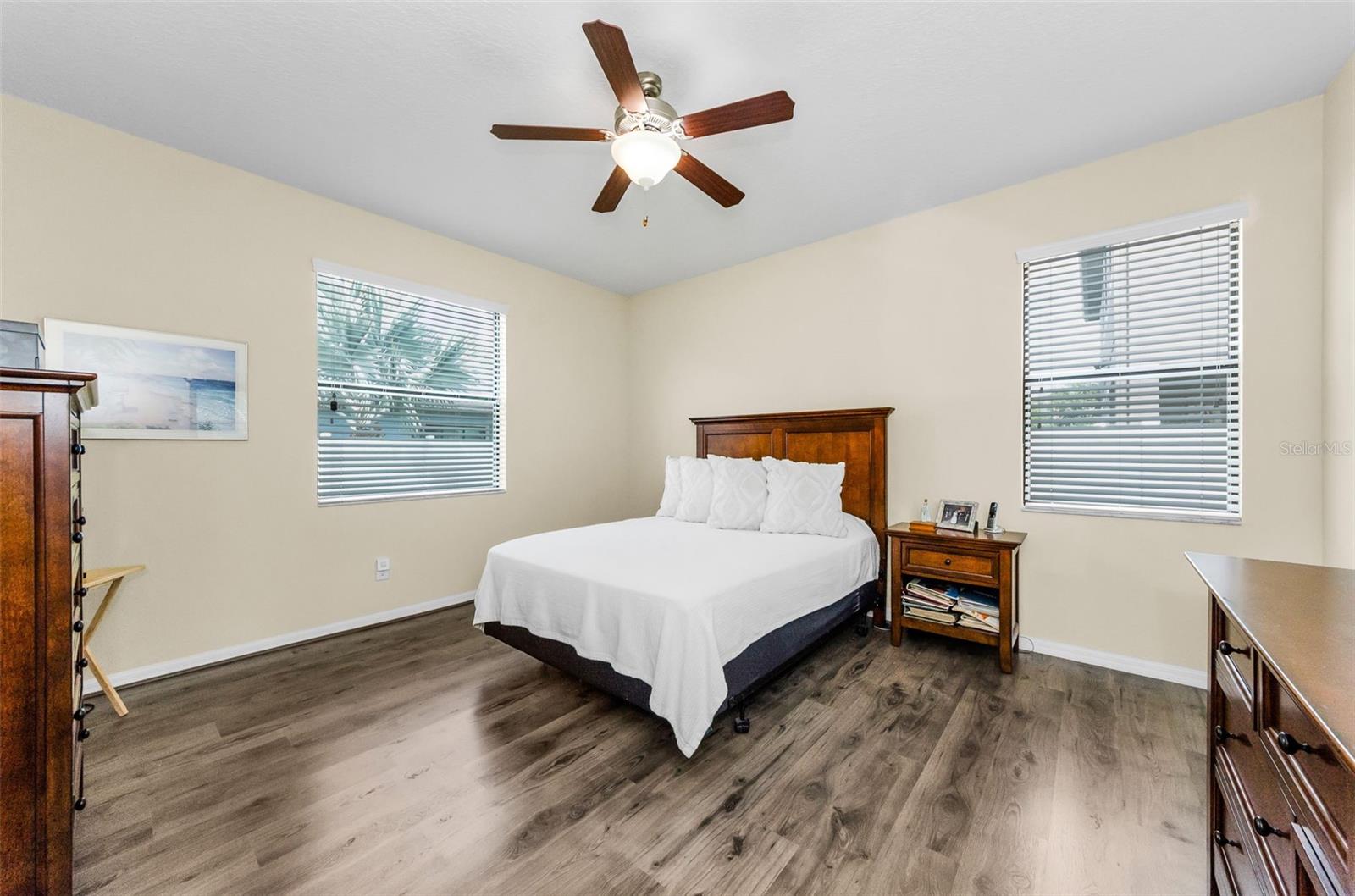 PRIMARY SUITE WITH TONS OF NATURAL LIGHT!
