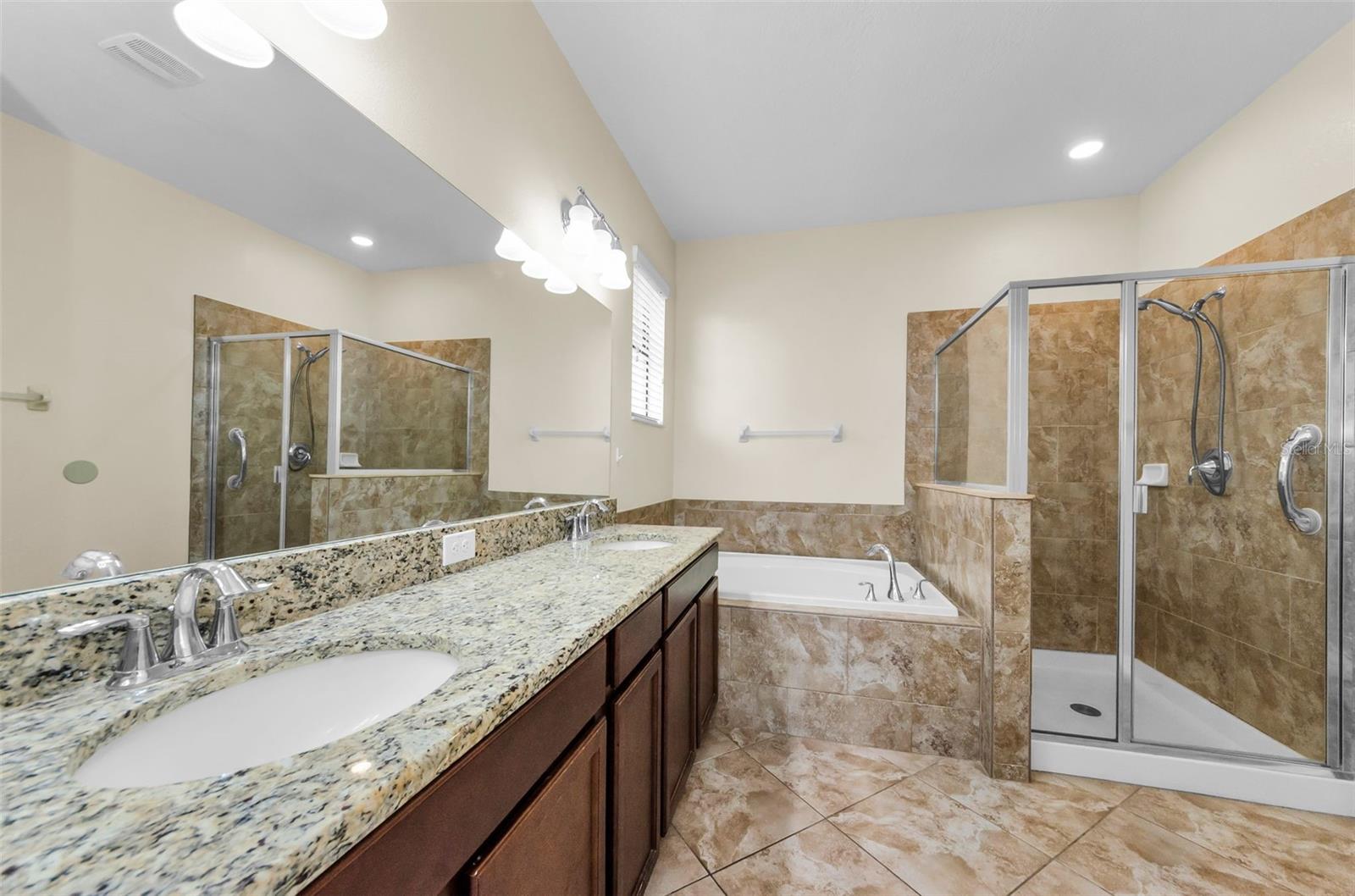 PRIMARY BATH ENSUITE