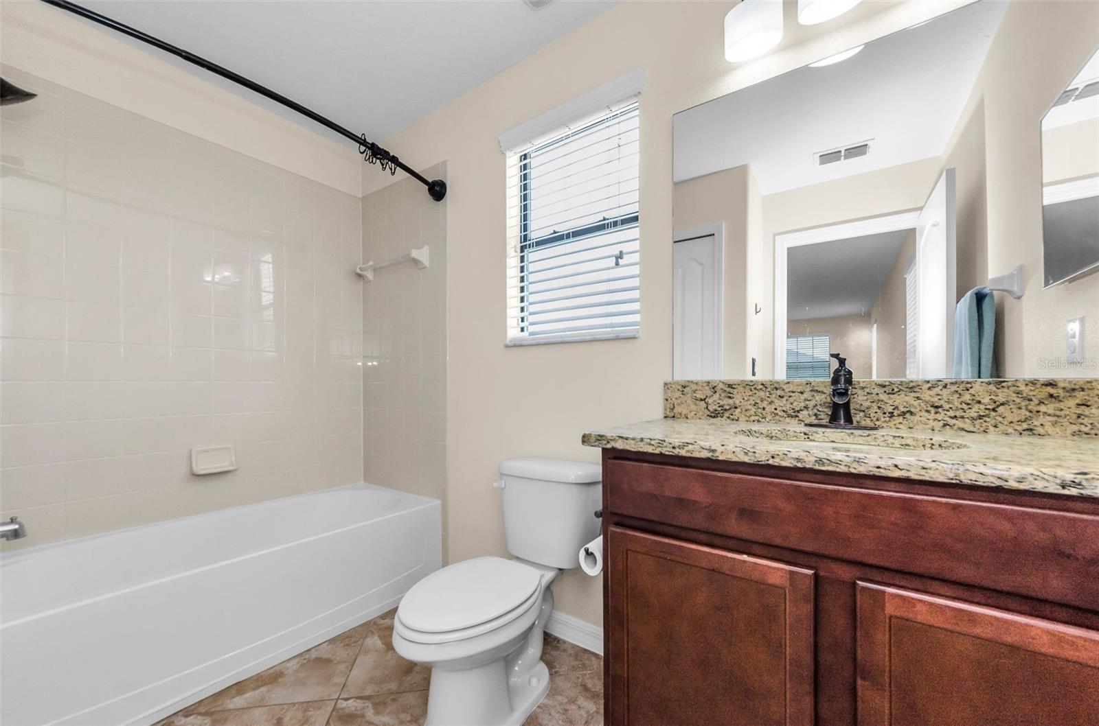 BATHROOM 4 UPSTAIRS