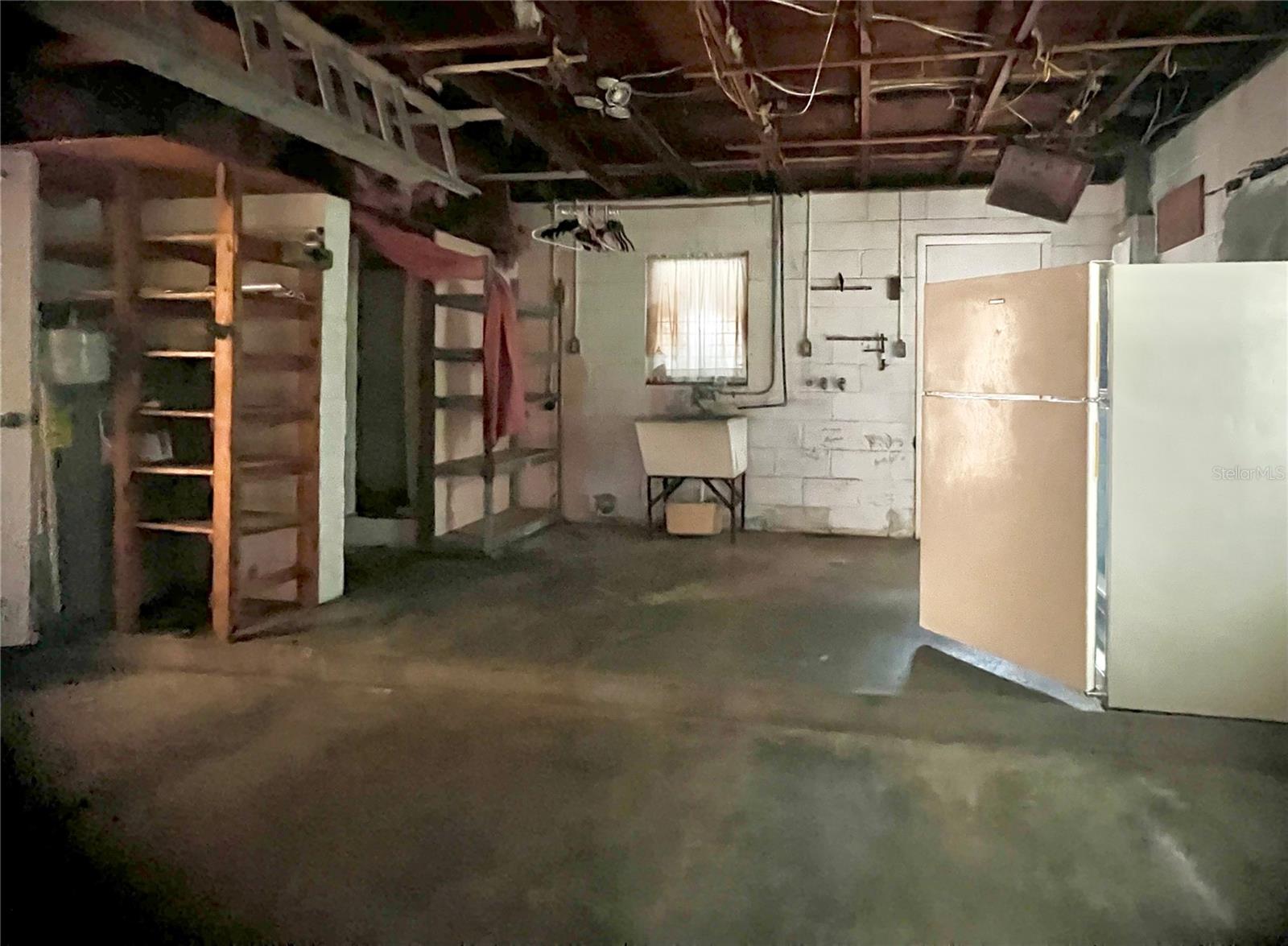2 car garage
