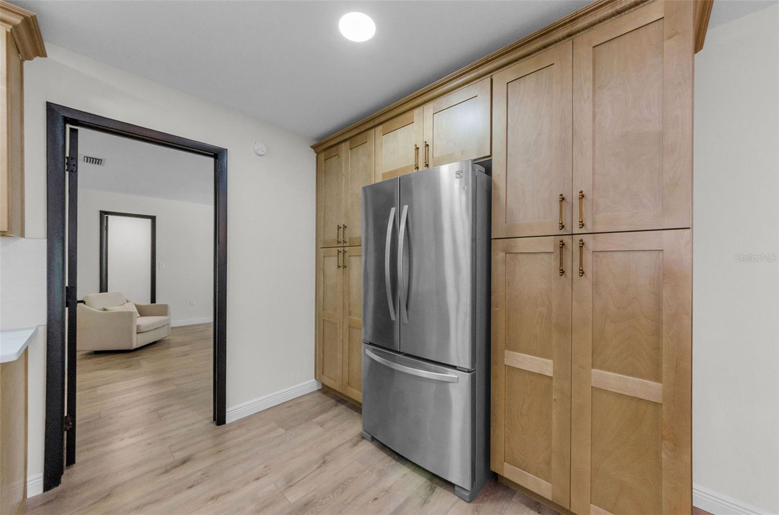 DOUBLE PANTRY!