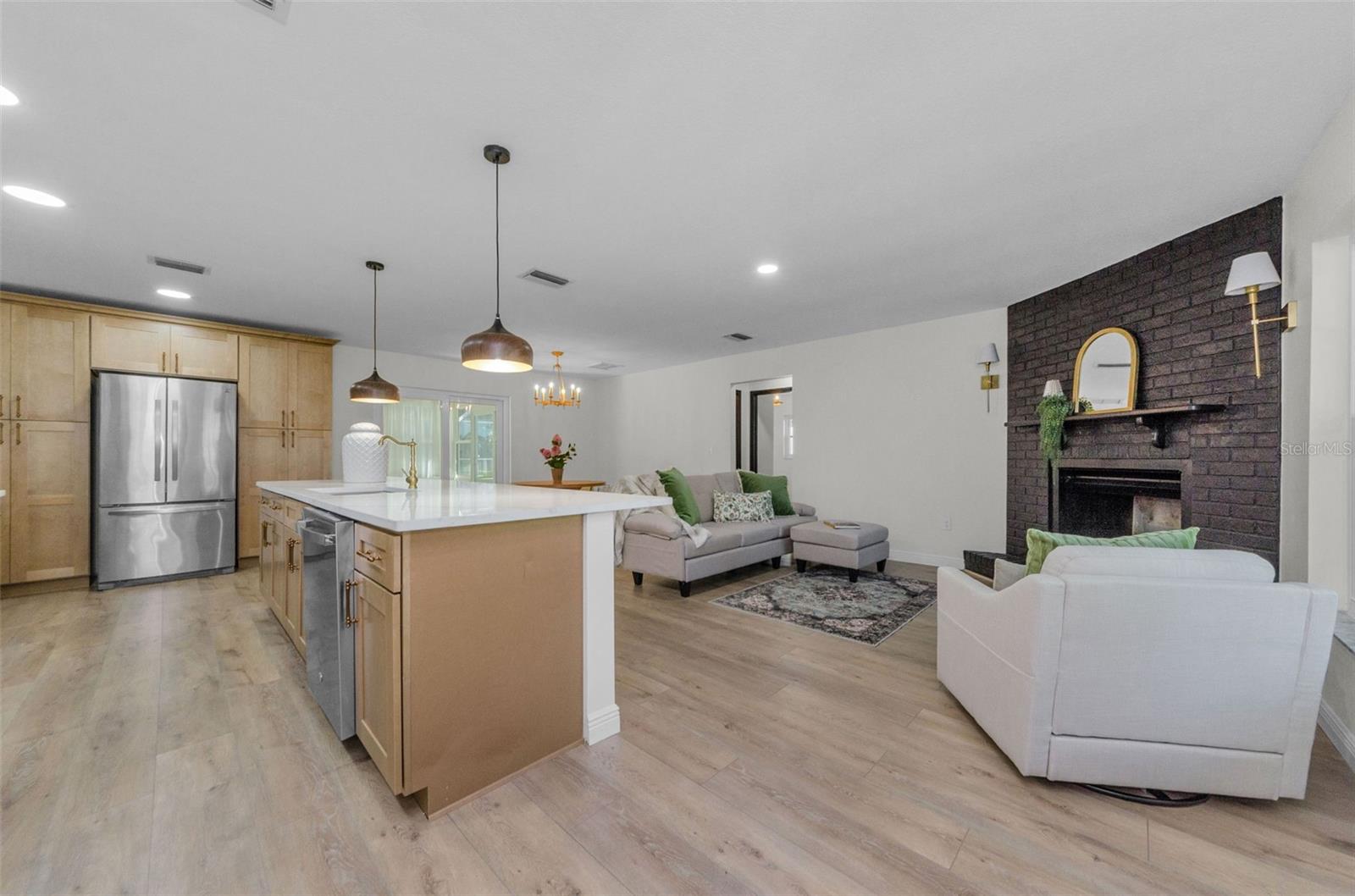 OPEN CONCEPT